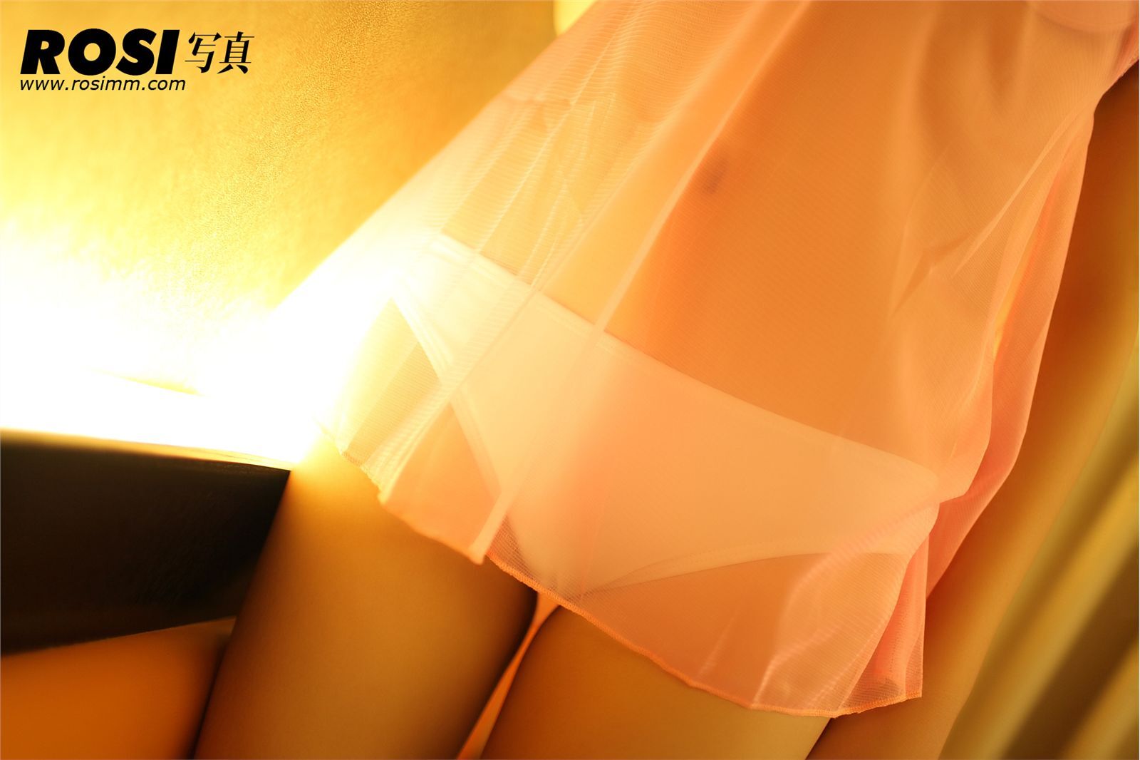 匿名美女寫真 [ROSI] 20111112 No.151 美女模特