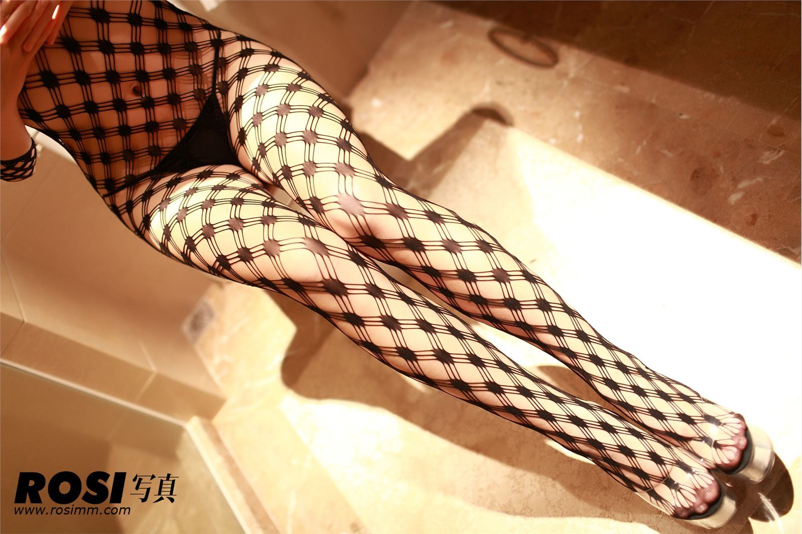 [ROSI] No.156 匿名寫真 国产大尺度写真模特