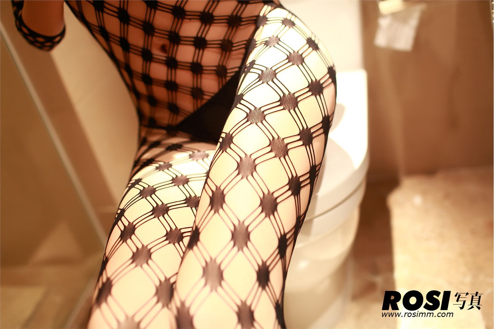 [ROSI] No.156 匿名寫真 国产大尺度写真模特