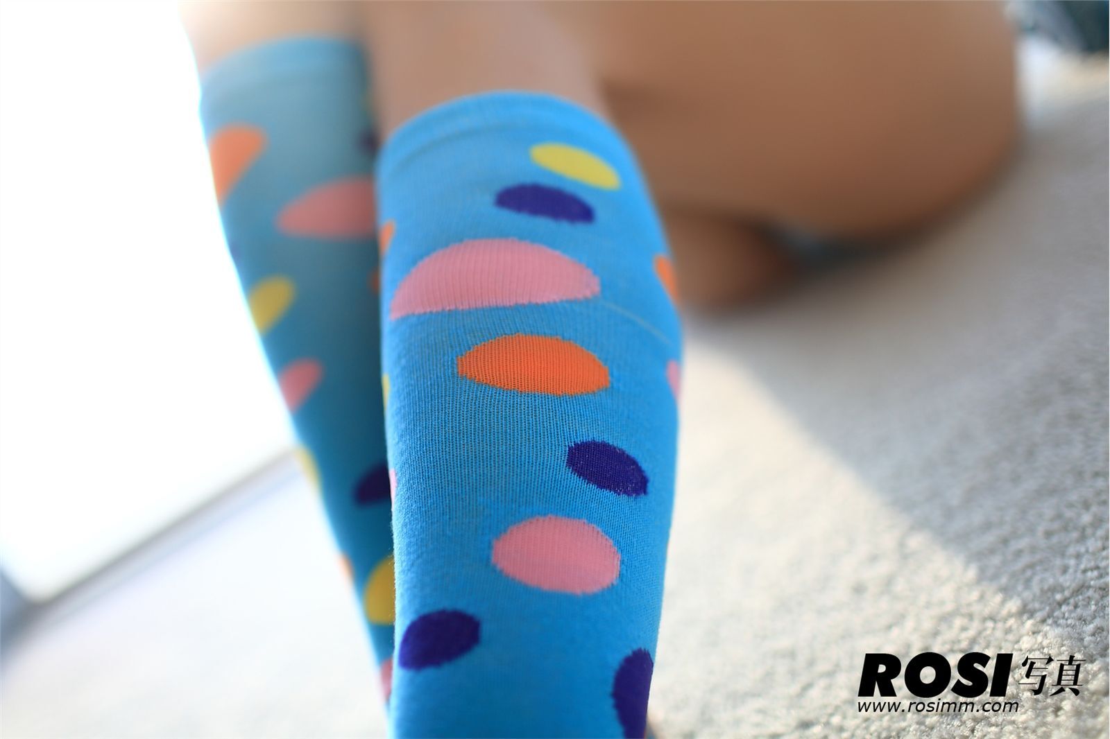 [ROSI] No.184 匿名寫真 另类美女诱惑