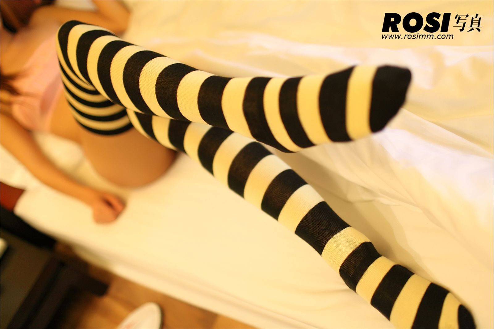 [ROSI] No.188 匿名寫真 国产美女大胆性感写真套图