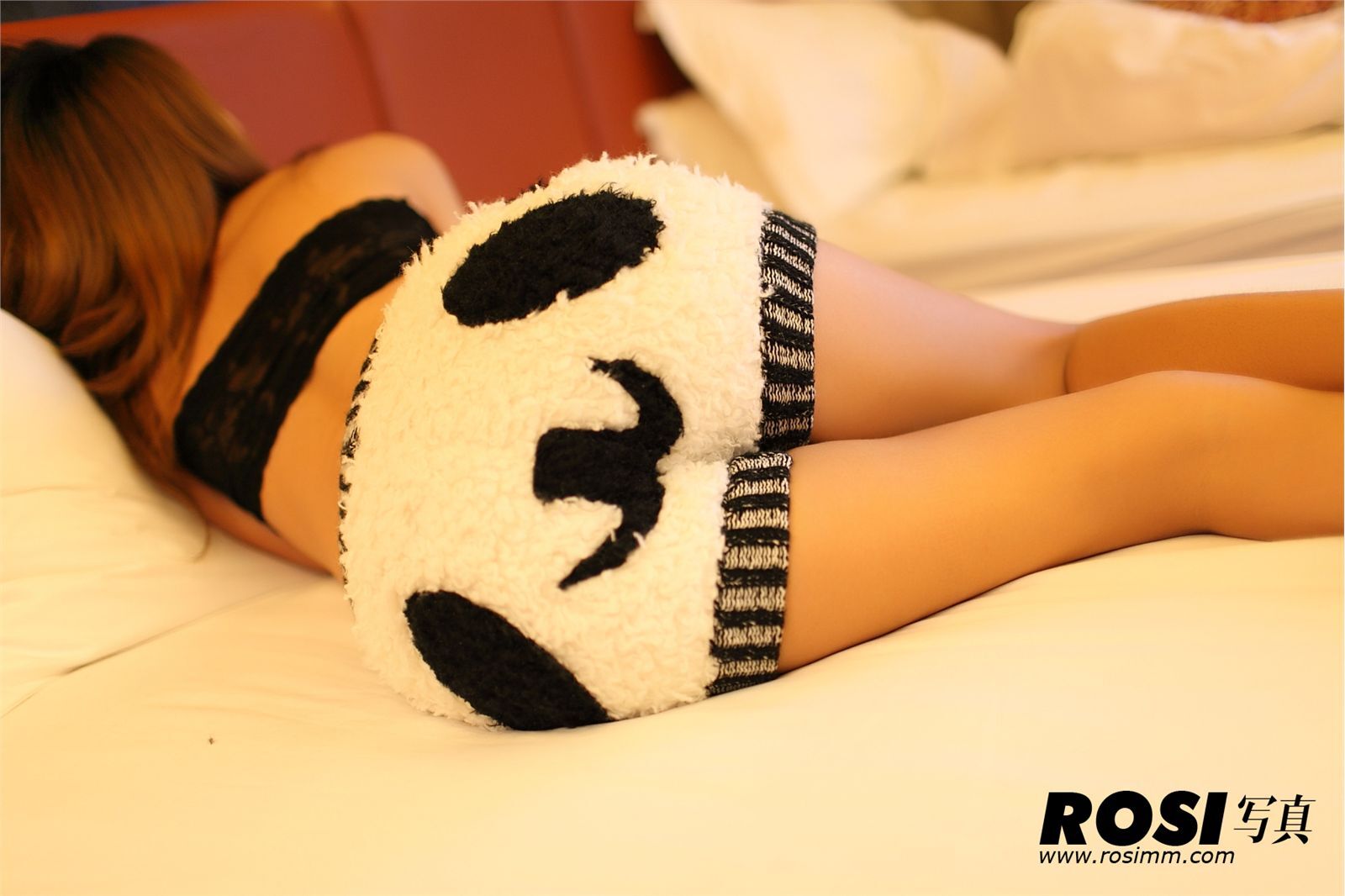 ROSI　No.205 匿名寫真 丝袜美女　网络最全桌面美女图片资源