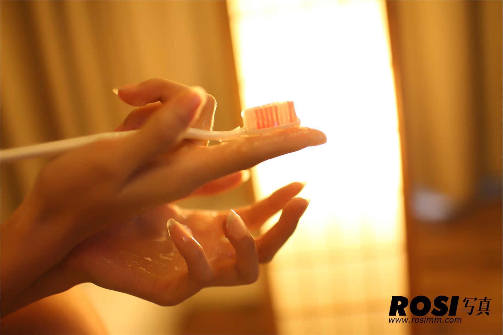 ROSI　No.212 匿名寫真　国产大胆性感丝袜美女图片