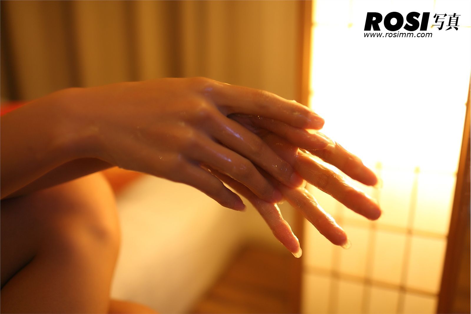 ROSI　No.212 匿名寫真　国产大胆性感丝袜美女图片