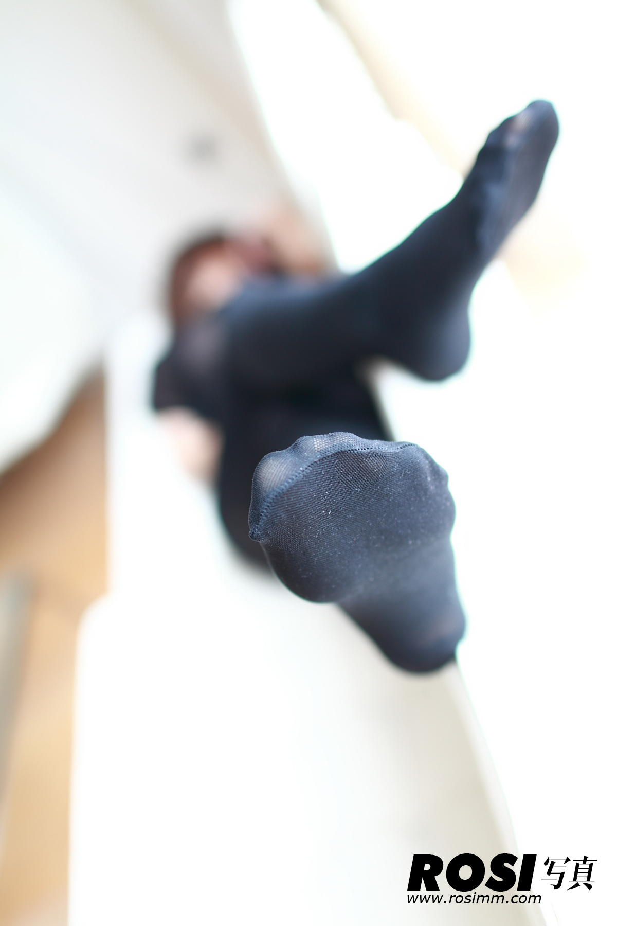 rosimm-No.292 国产超级诱惑丝袜美女图片 写真