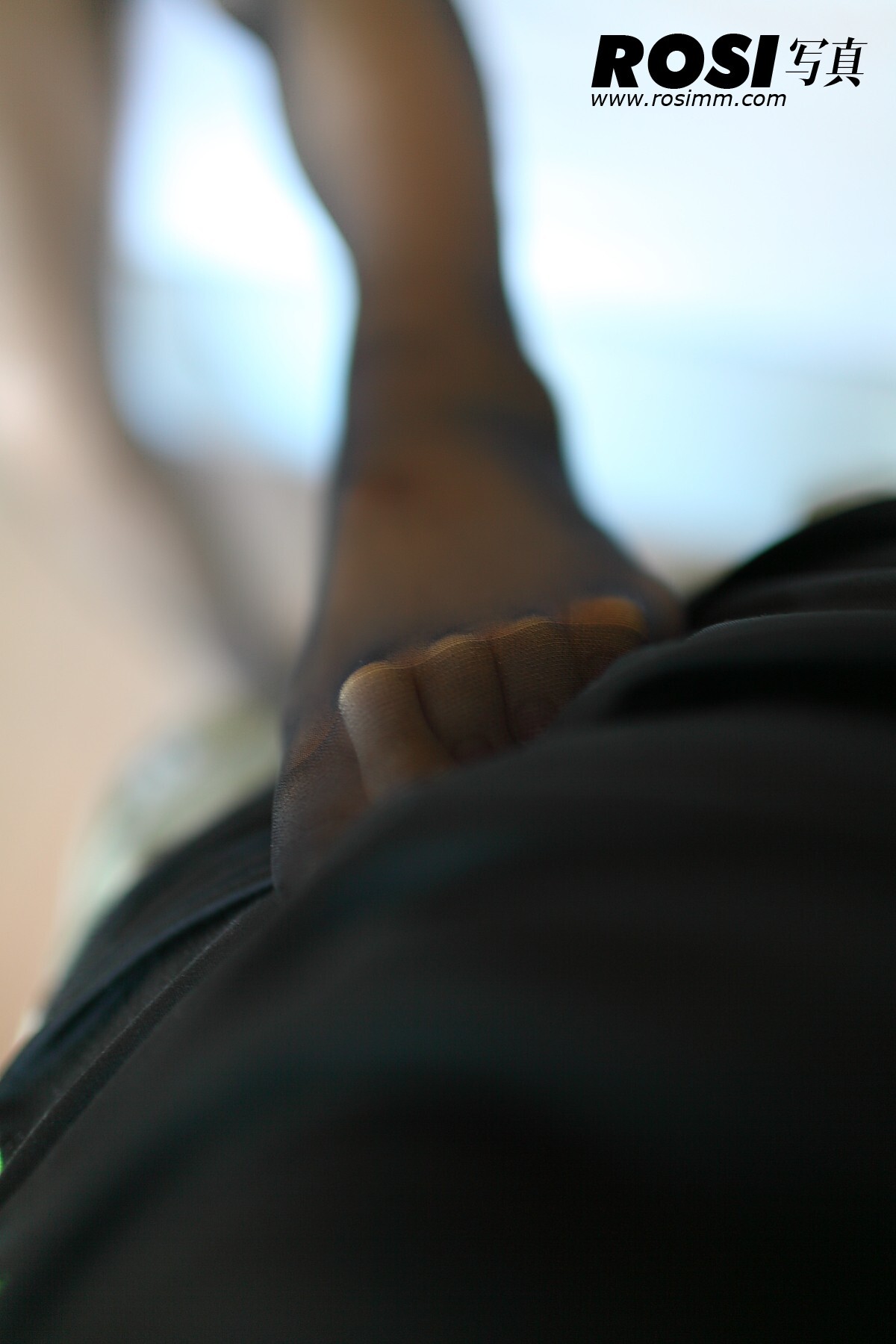 [ROSI] No.308 匿名寫真 高清性感制服丝袜美女图片
