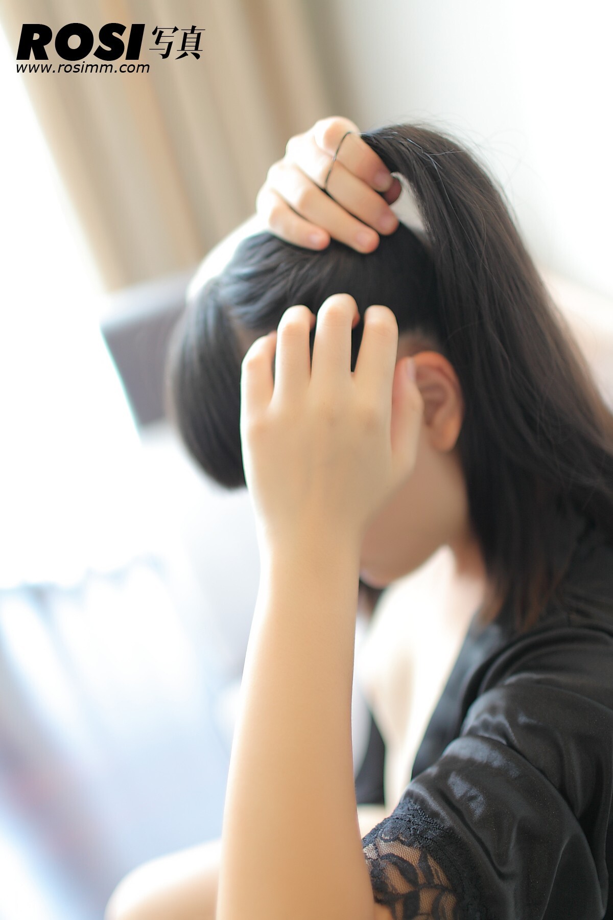 四川丝袜美女不露脸写真[ROSI] NO.349 匿名写真