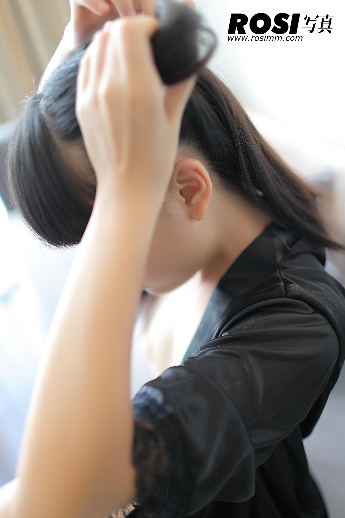 四川丝袜美女不露脸写真[ROSI] NO.349 匿名写真