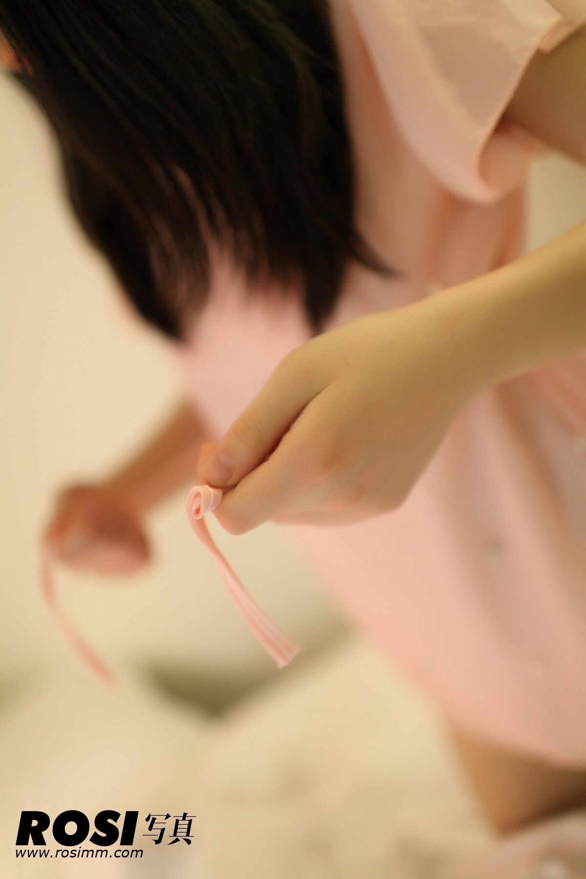 [ROSI] No.357 匿名寫真 成都性感丝袜美女