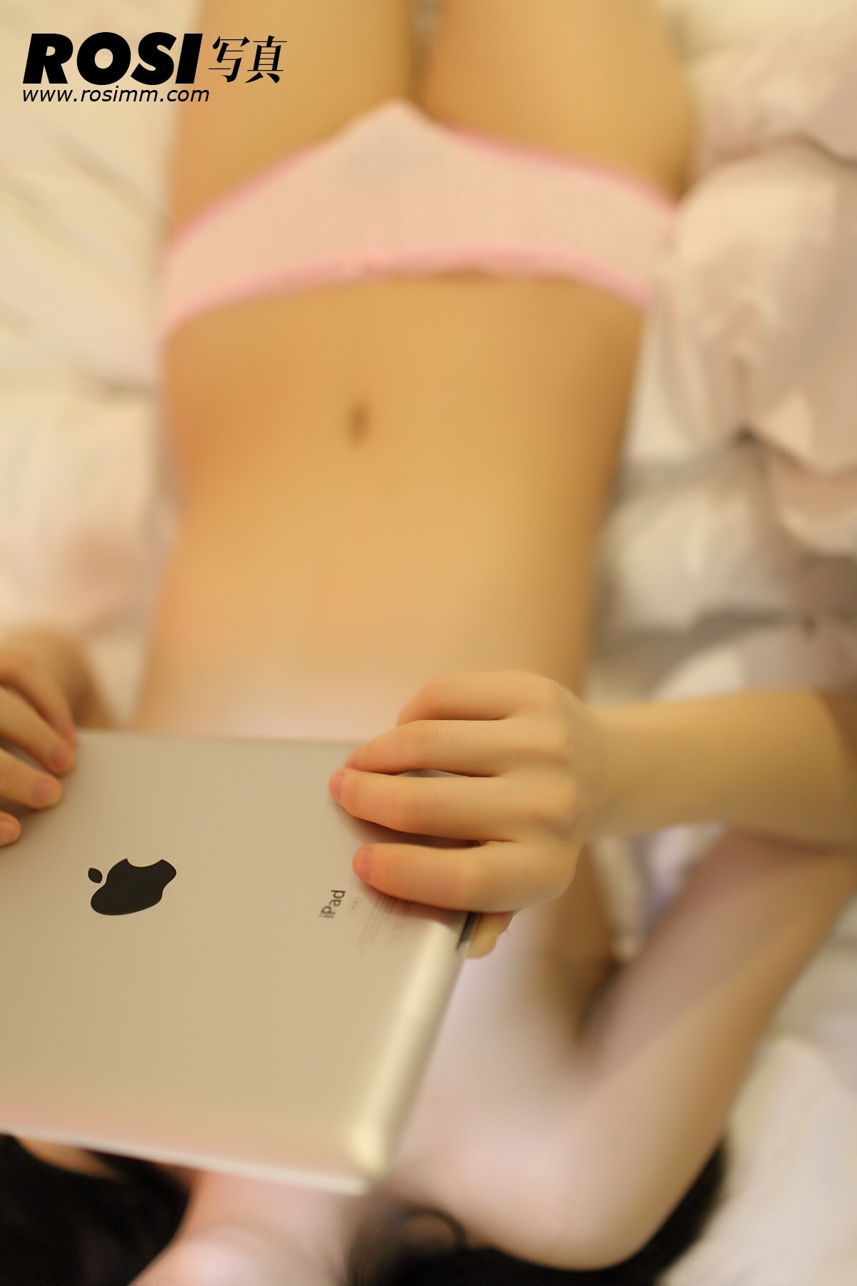 [ROSI] No.357 匿名寫真 成都性感丝袜美女