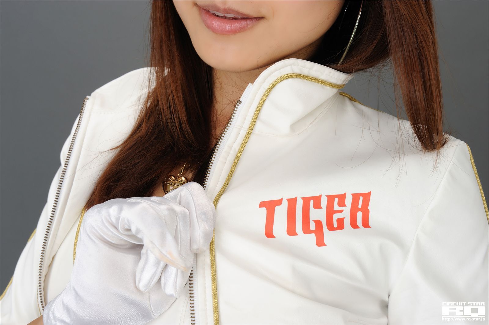 伊東りな Race Queen [RQ-STAR] NO.00435