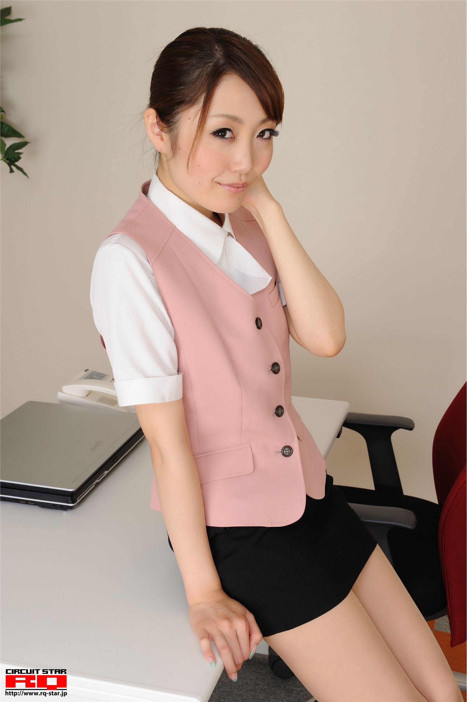 真先由紀奈 [RQ-STAR] NO.00525 Yukina Masaki 给力制服美女写真