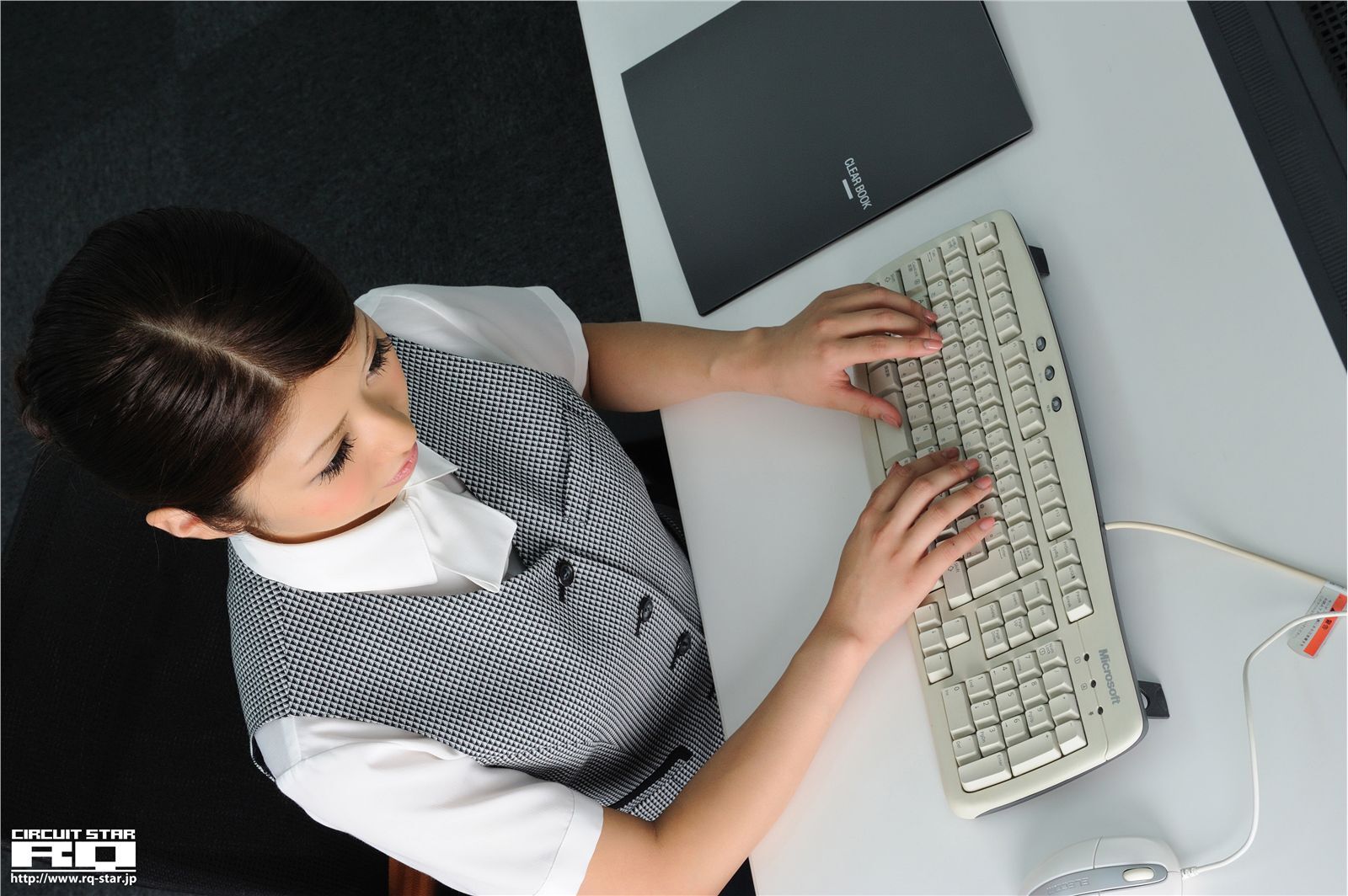 能勢ひとみ [RQ-Star][08-22]NO.00530 本制服美女唯美套图