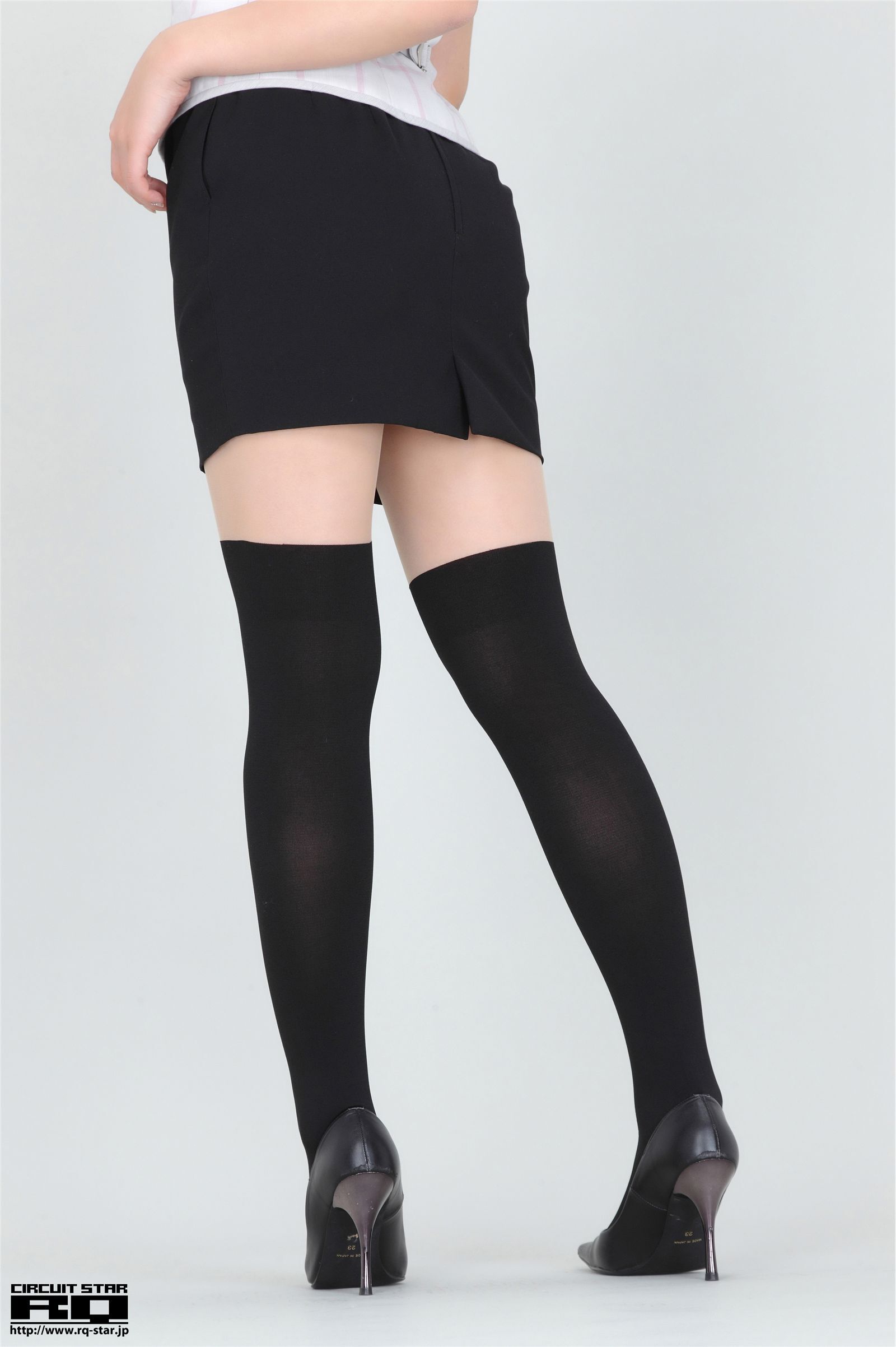 柚崎明日香 日本性感制服高清模特诱惑图片 [RQ-Star]NO.00606