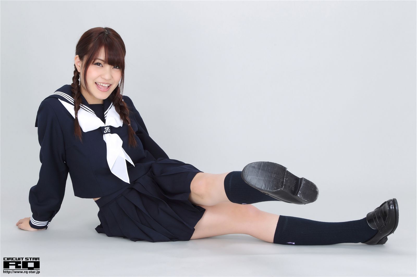 柚崎明日香 日本高清制服性感图片 [RQ-Star][02-27]NO.00607