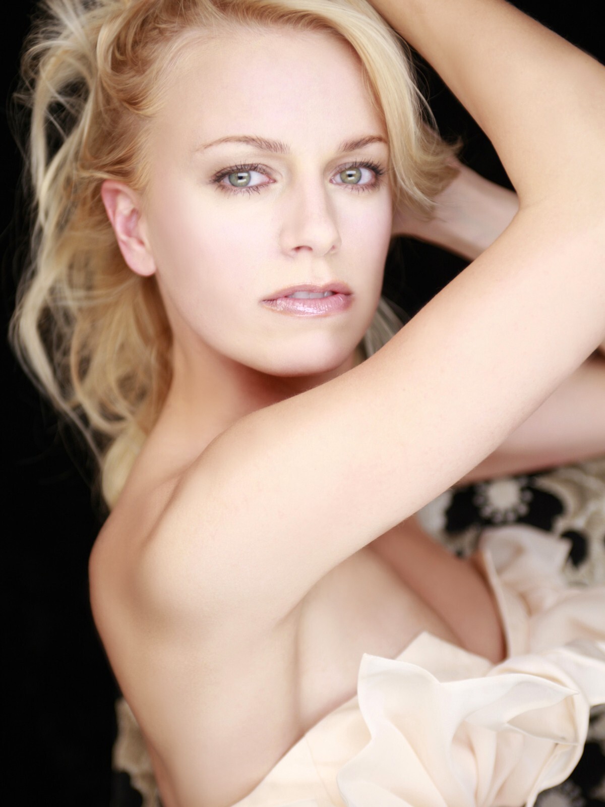 LISA - SCORPIO [Sabra.net]