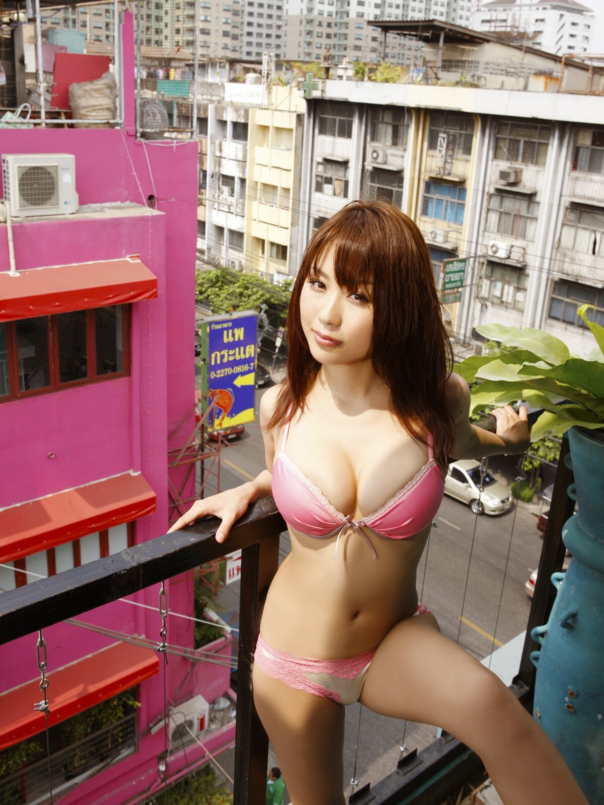 西田麻衣 Mai Nashida [Sabra.net]