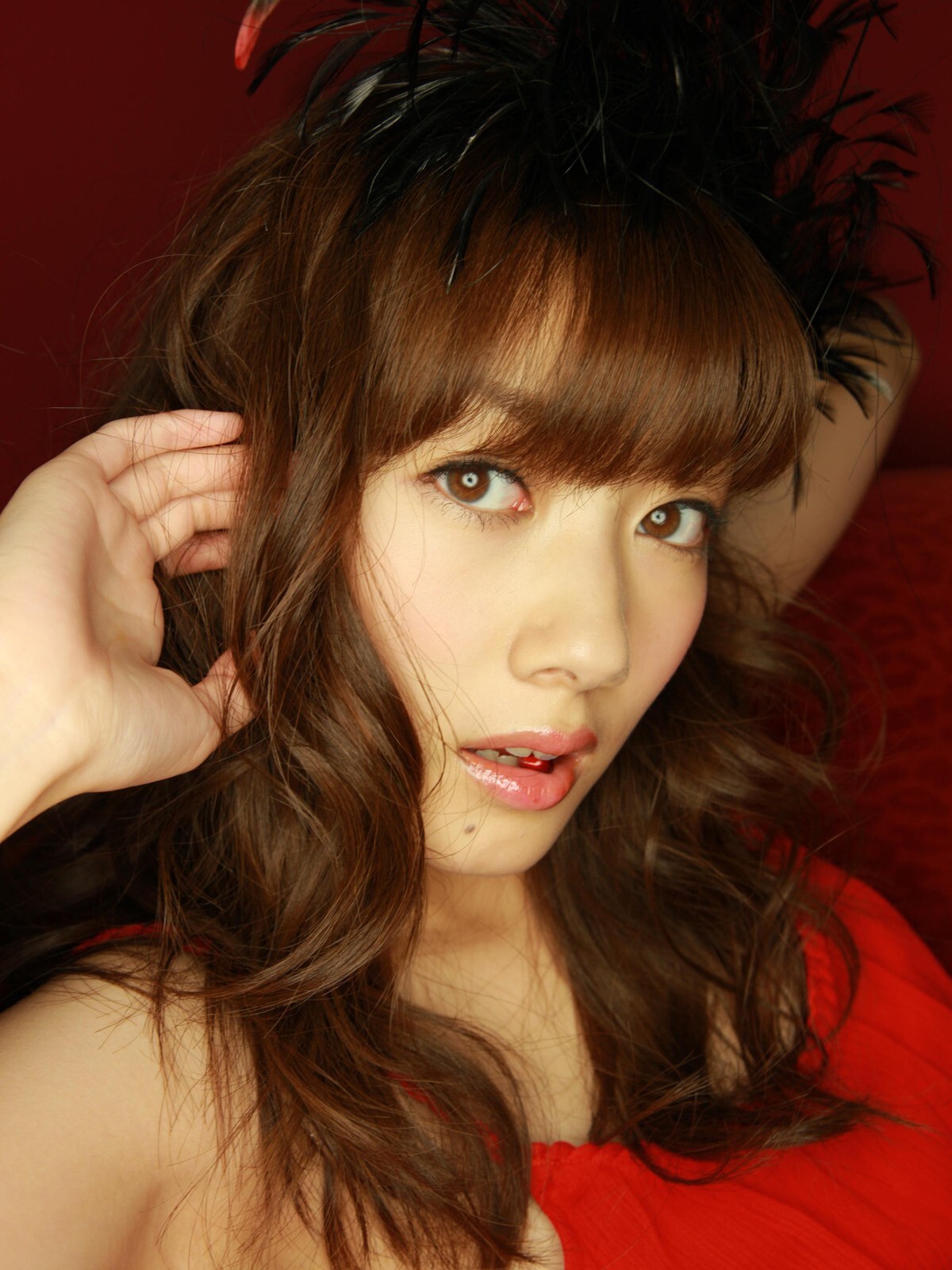 波瑠『NAKED GIRL』超美少女- 波瑠が初グラビアに挑戦 [Sabra.net]