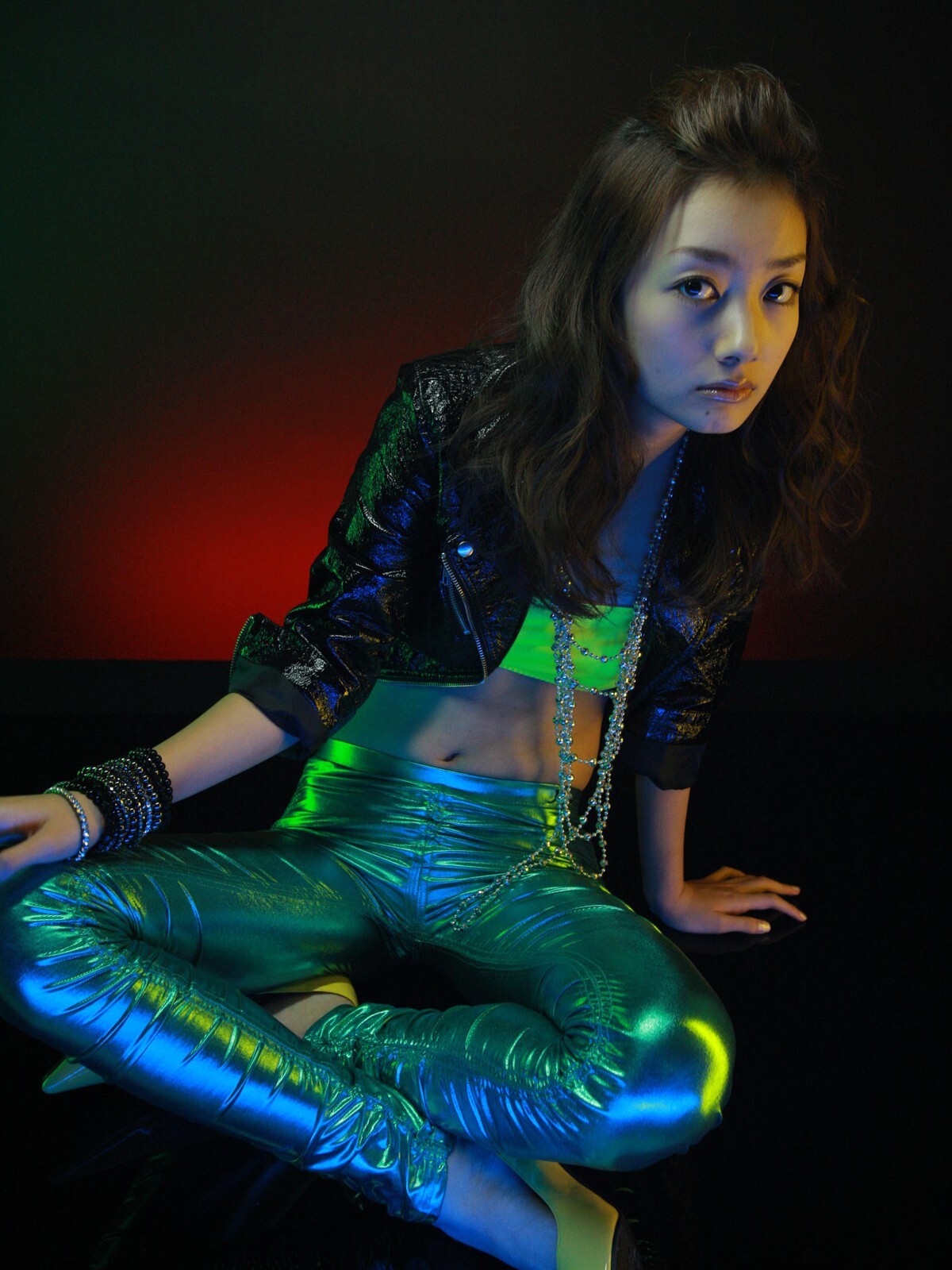 波瑠『NAKED GIRL』超美少女- 波瑠が初グラビアに挑戦 [Sabra.net]