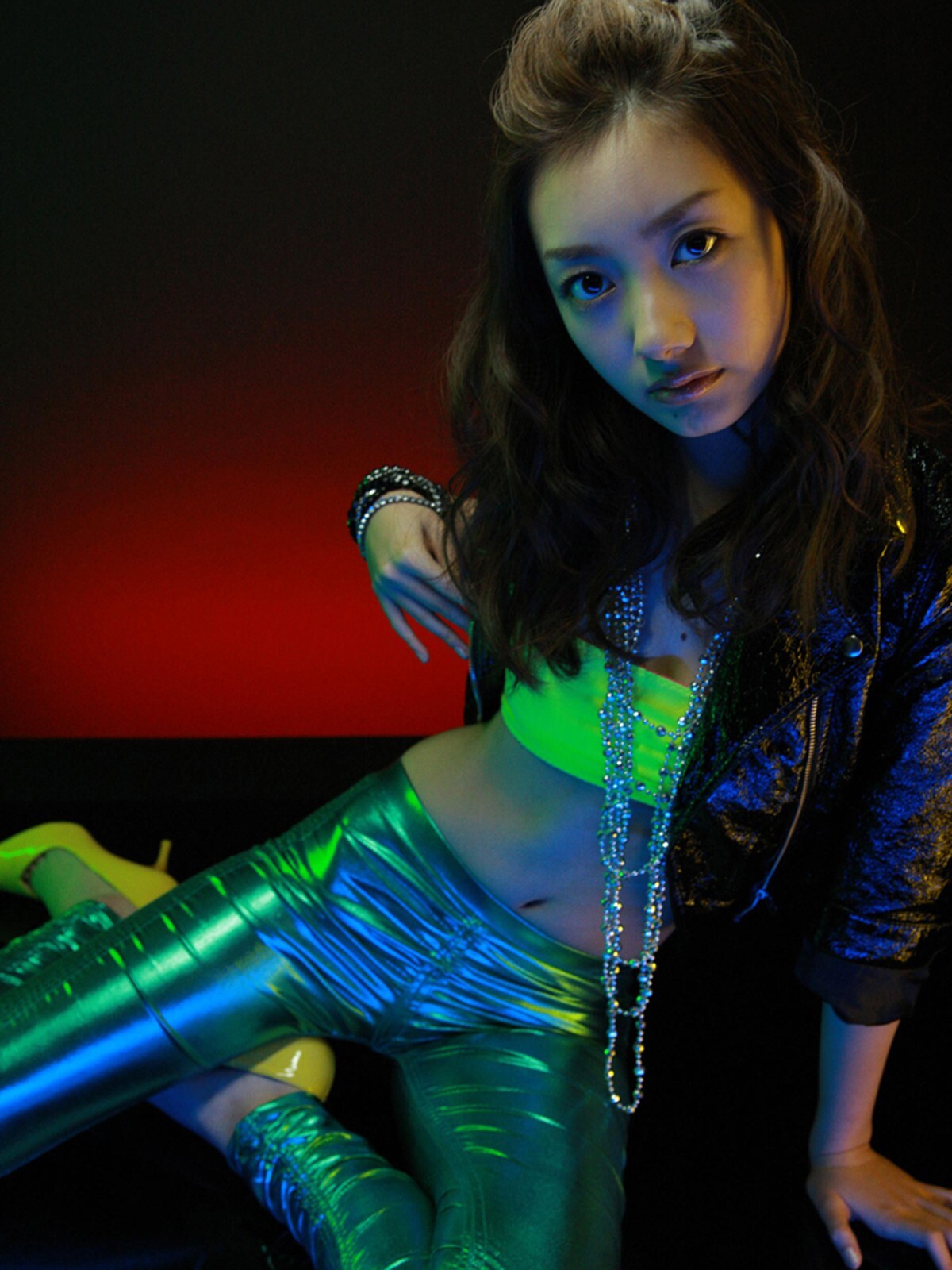 波瑠『NAKED GIRL』超美少女- 波瑠が初グラビアに挑戦 [Sabra.net]