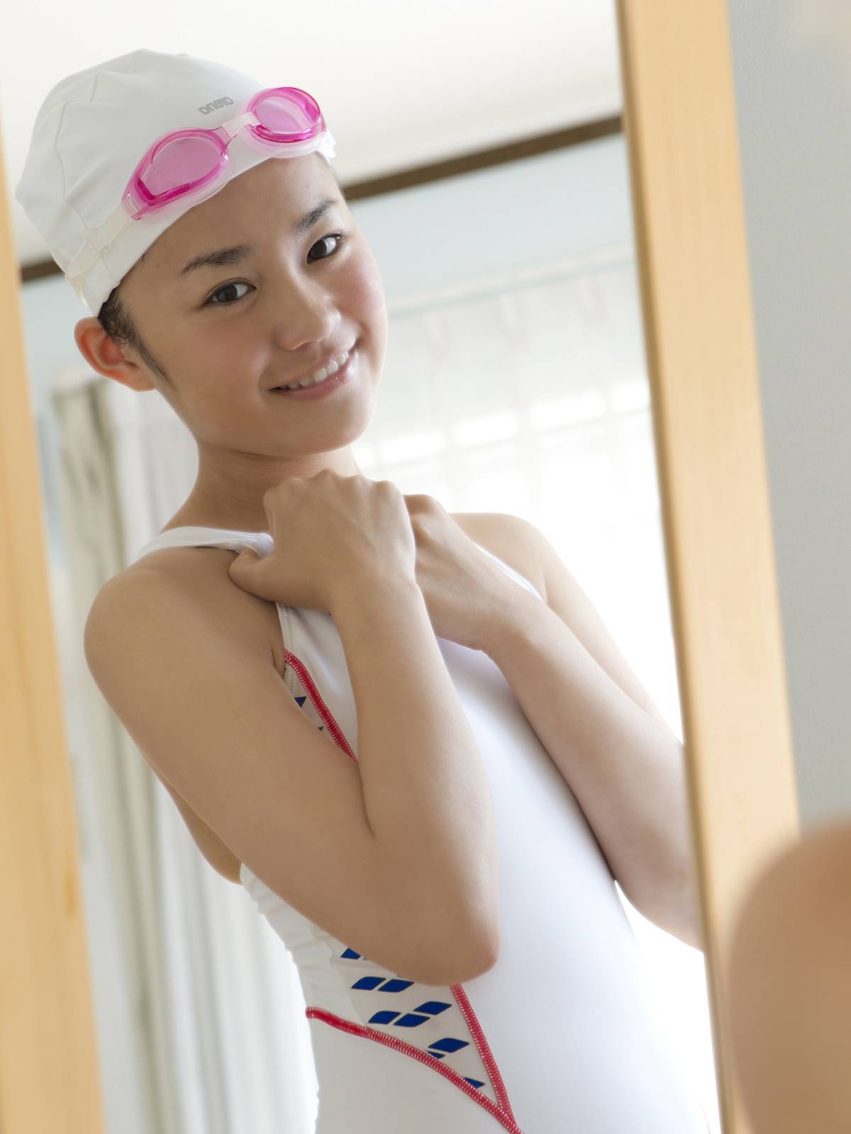 福見真紀 日本美女制服诱惑套图『Honor Student』[Sabra.net]