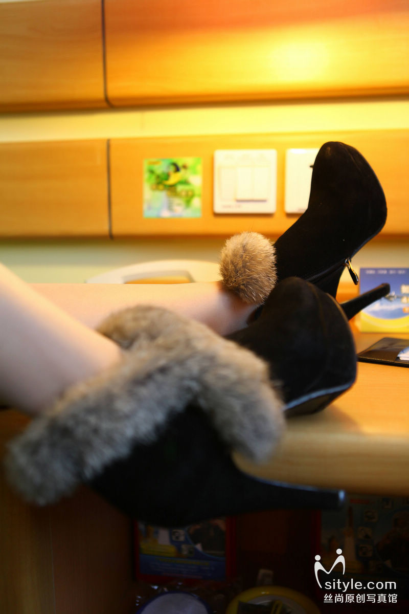 [丝尚Sityle-VIP]  NO.084 美足高跟诱惑套图