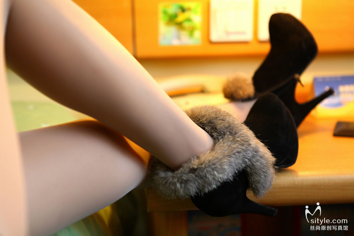 [丝尚Sityle-VIP]  NO.084 美足高跟诱惑套图