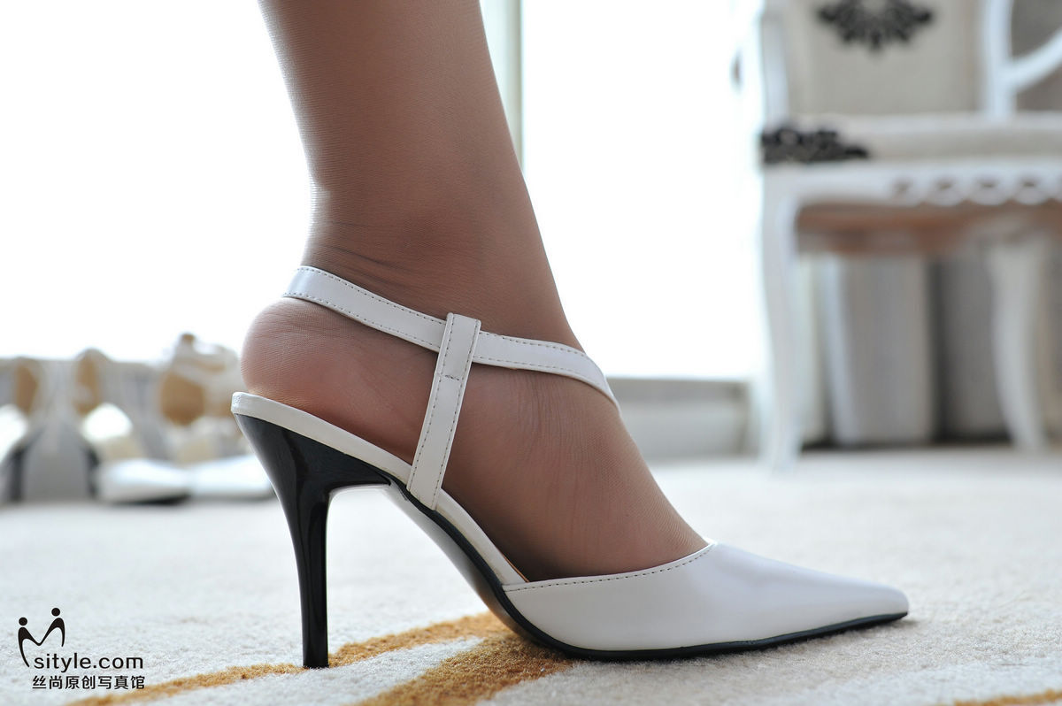 国产丝袜美女性感诱惑套图 [丝尚Sityle-VIP] NO.059