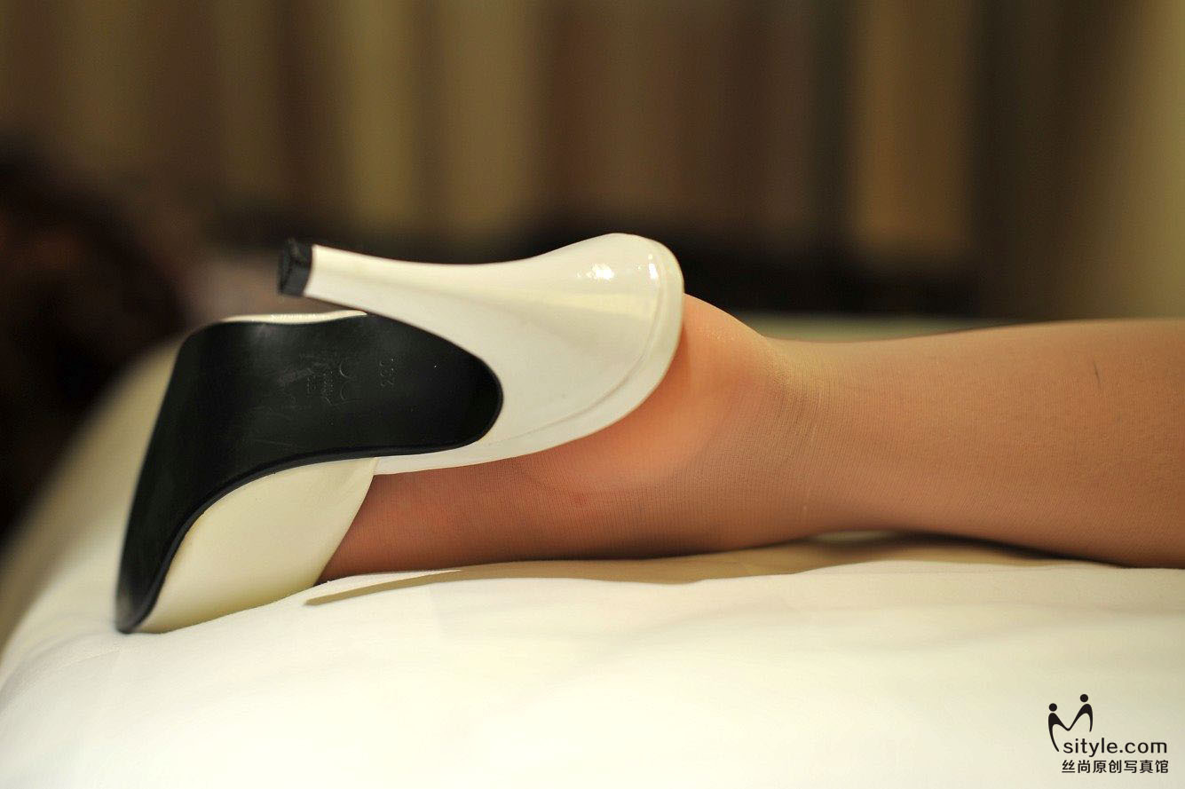 丝尚原创vip福利拍摄花絮丝袜美女写真 VIP-20120523