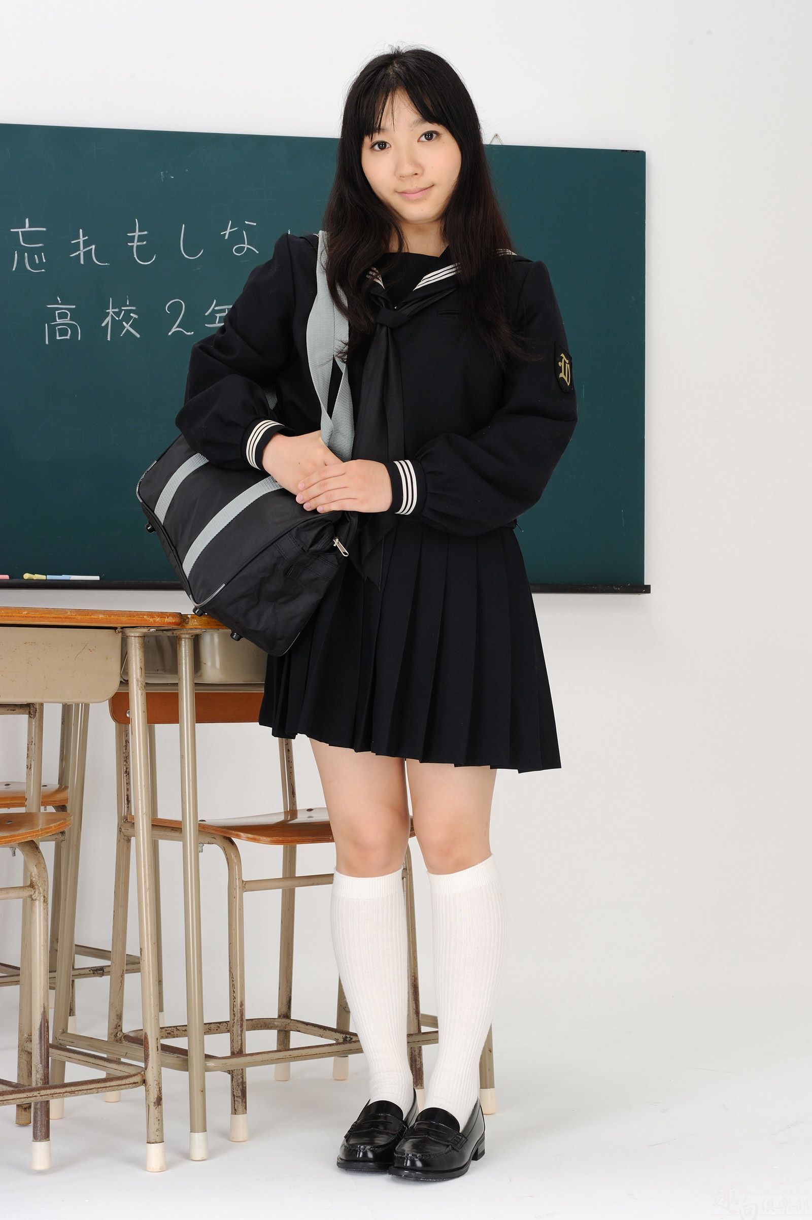 [Syukou-Club] 2012.11.12 制服少女フォト　韩国情色套图