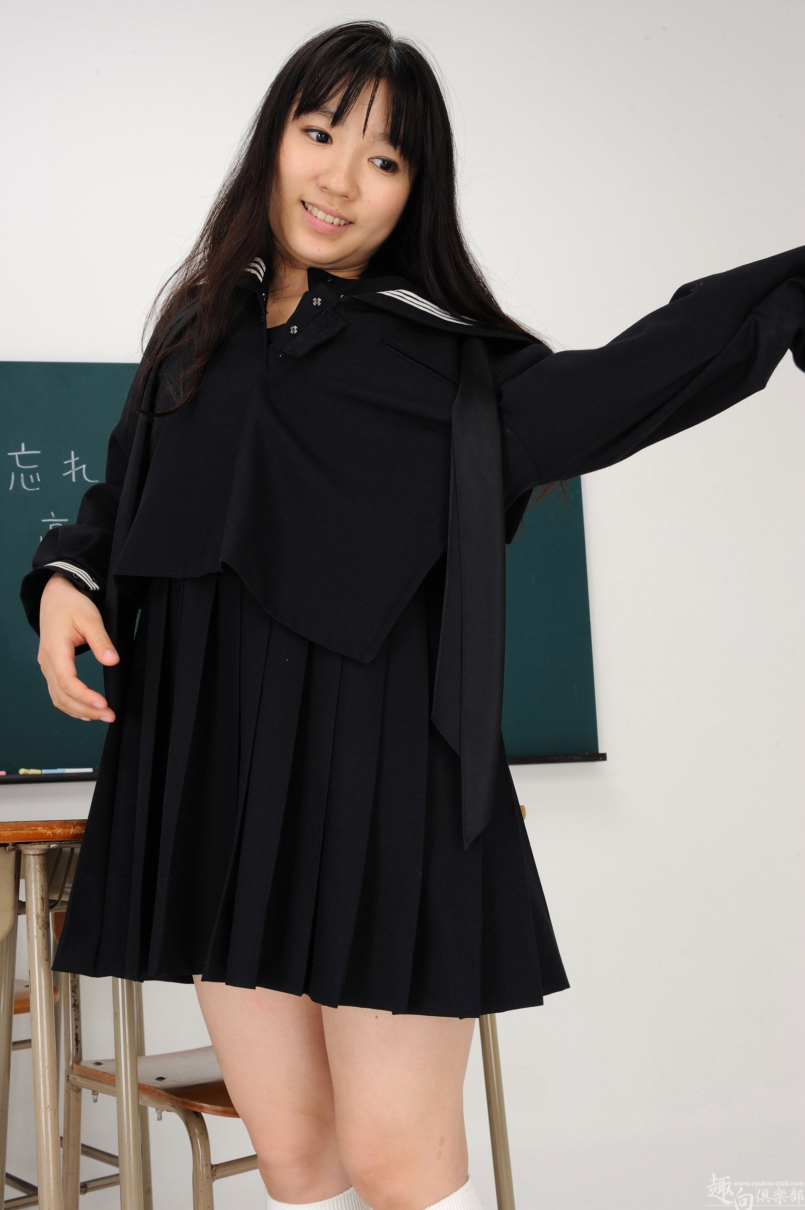 [Syukou-Club] 2012.11.12 制服少女フォト　韩国情色套图