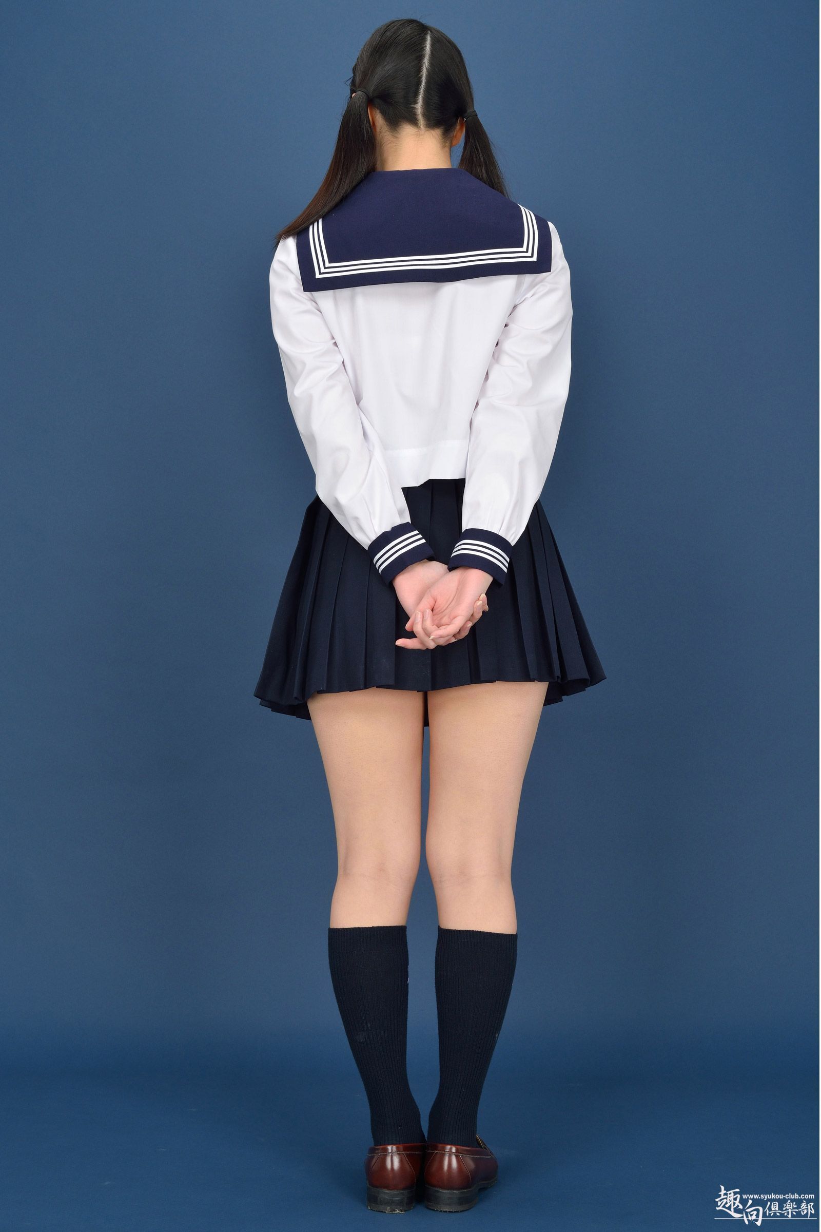 日本性感丝袜美女[Syukou-Club] 2013.01.04 自転車 渡里麻穇