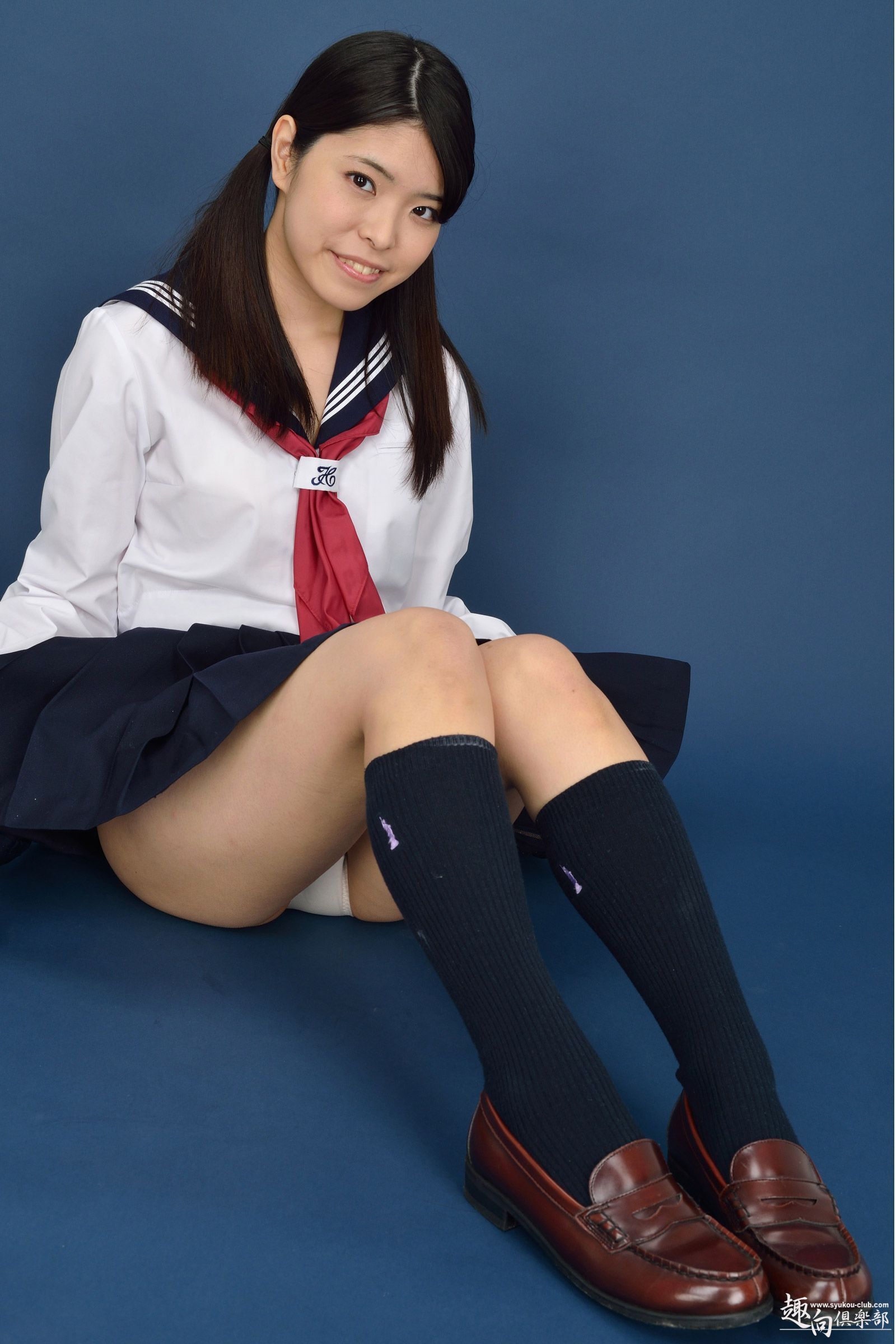 日本性感丝袜美女[Syukou-Club] 2013.01.04 自転車 渡里麻穇