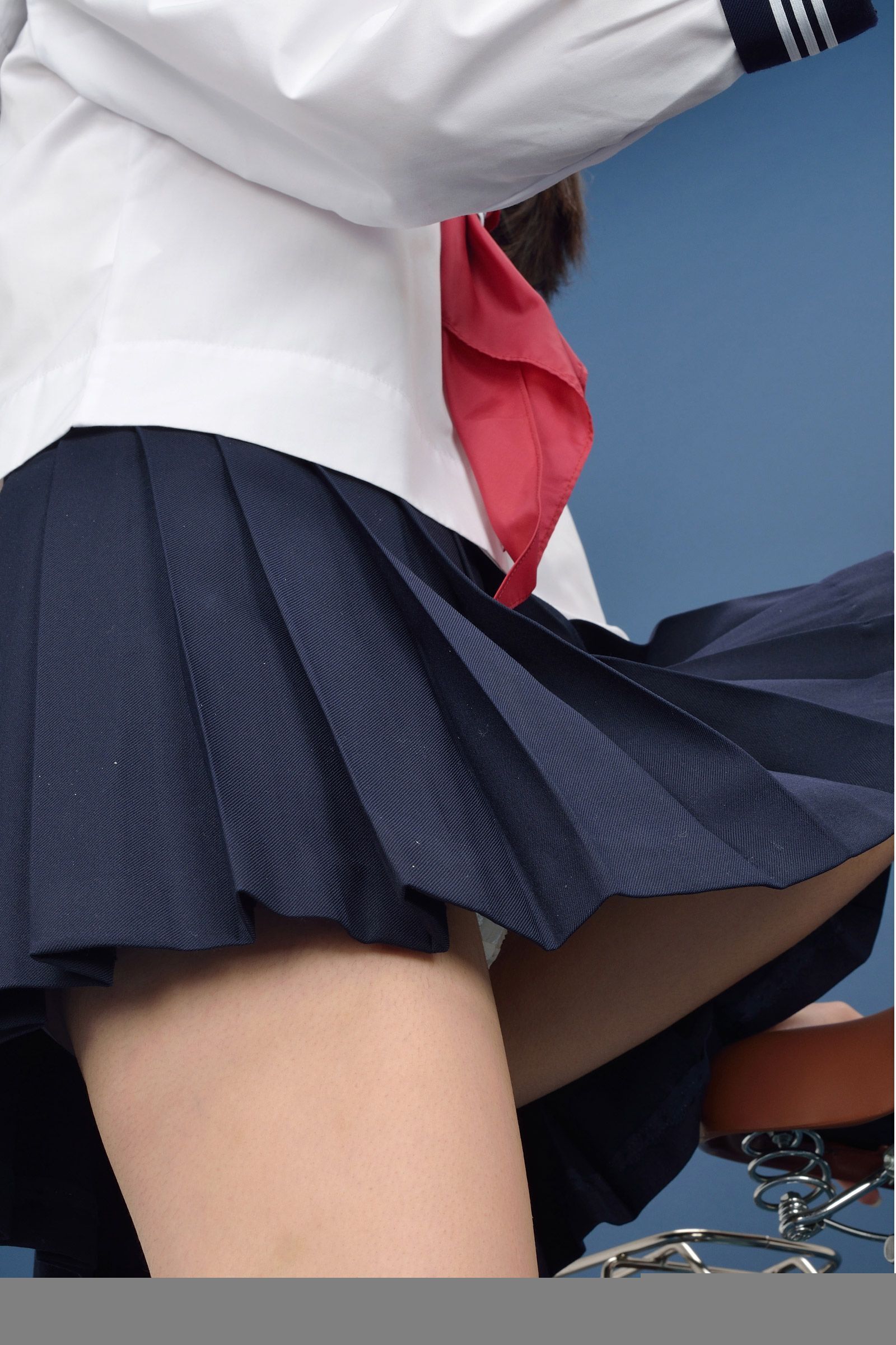 日本性感丝袜美女[Syukou-Club] 2013.01.04 自転車 渡里麻穇