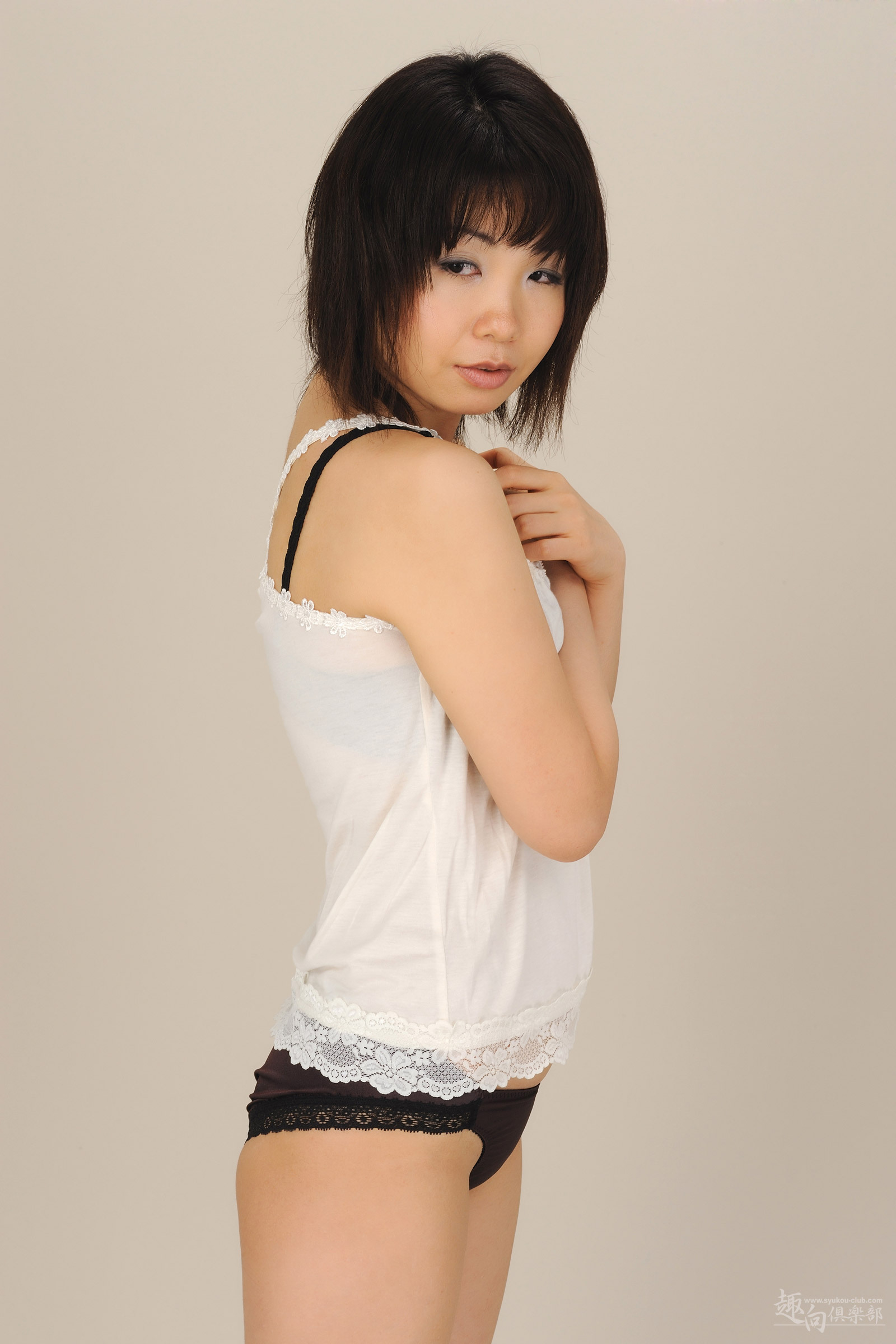 [Syukou-Club]  DigiGirl No.113 人妻ヌード 美咲藤子