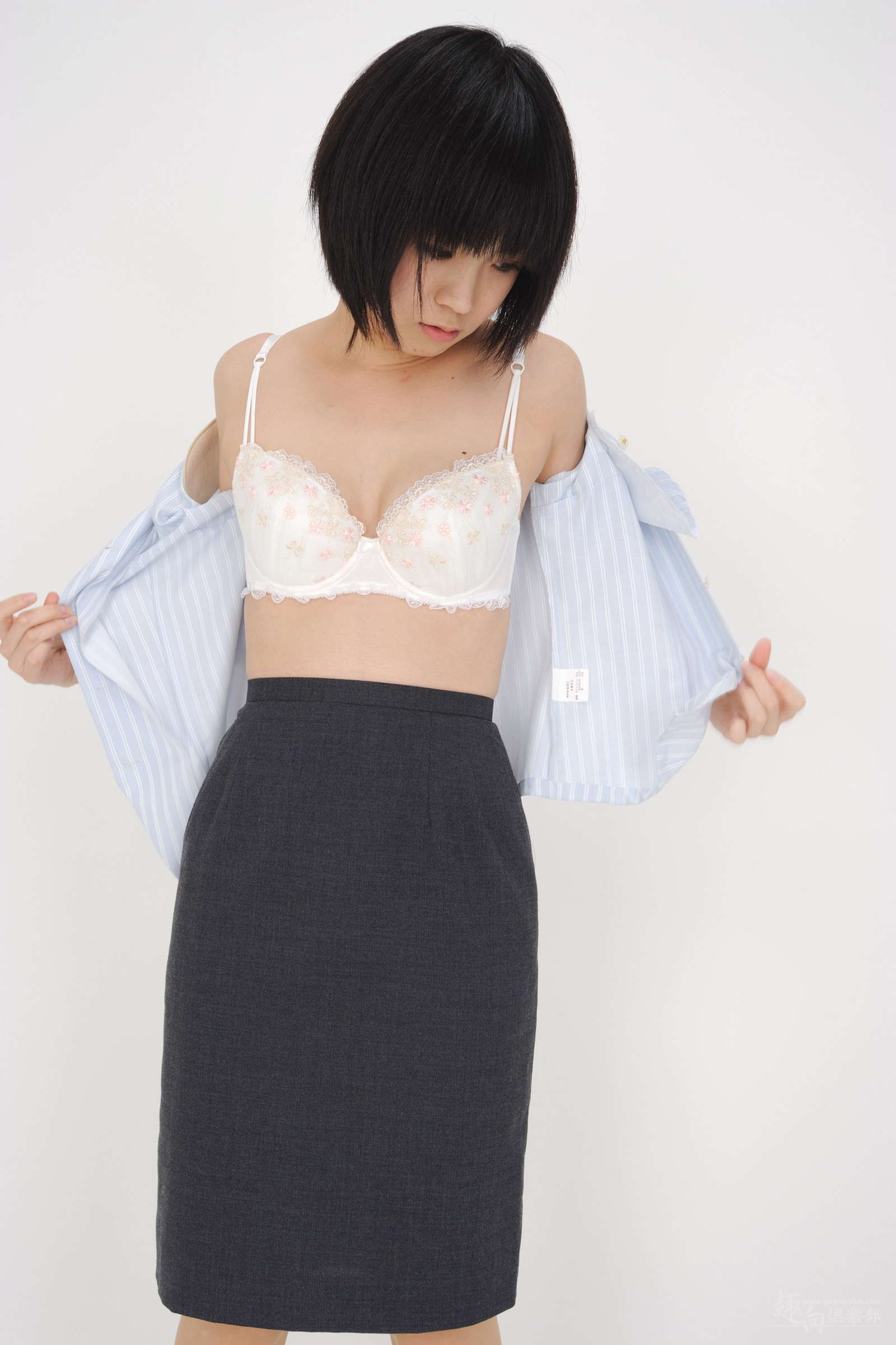 [Syukou-Club]  Digi-Girl No.123 新入秘書 办公室美女制服写真