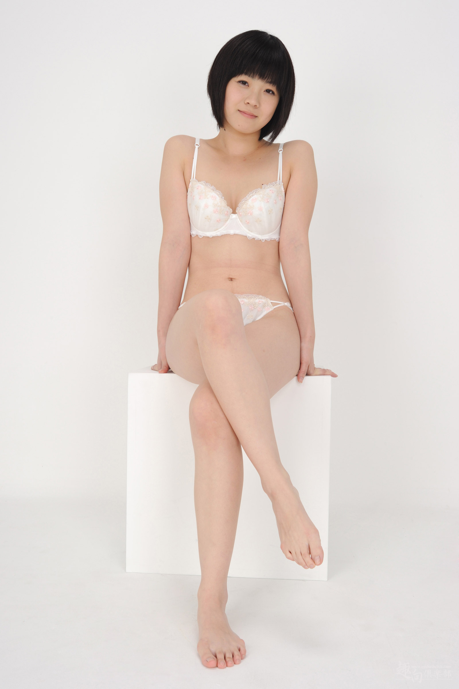 [Syukou-Club]  Digi-Girl No.123 新入秘書 办公室美女制服写真