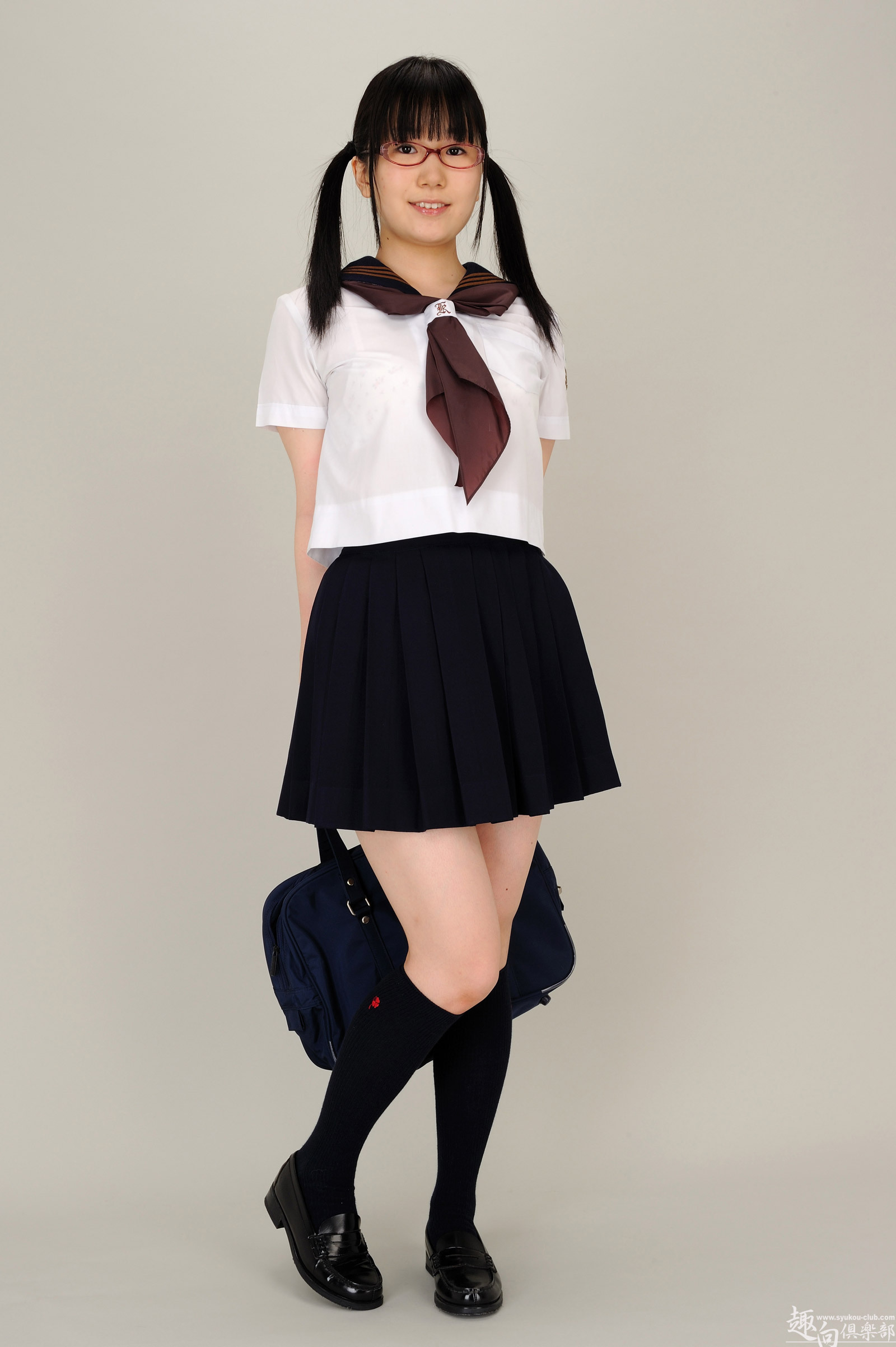 [Syukou-Club] 2013.05.22 制服少女15 仲上