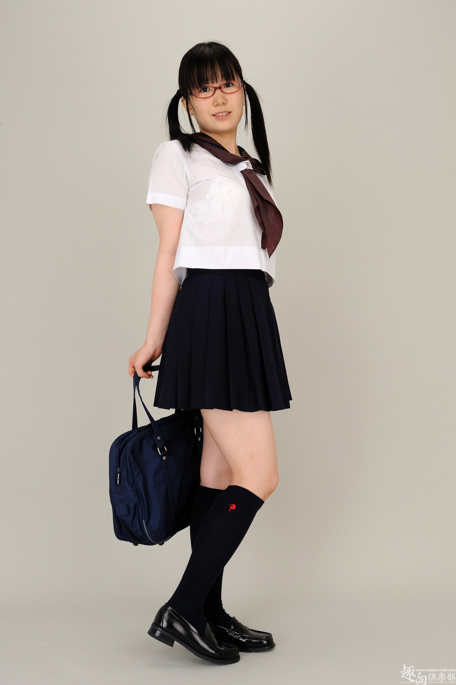 [Syukou-Club] 2013.05.22 制服少女15 仲上