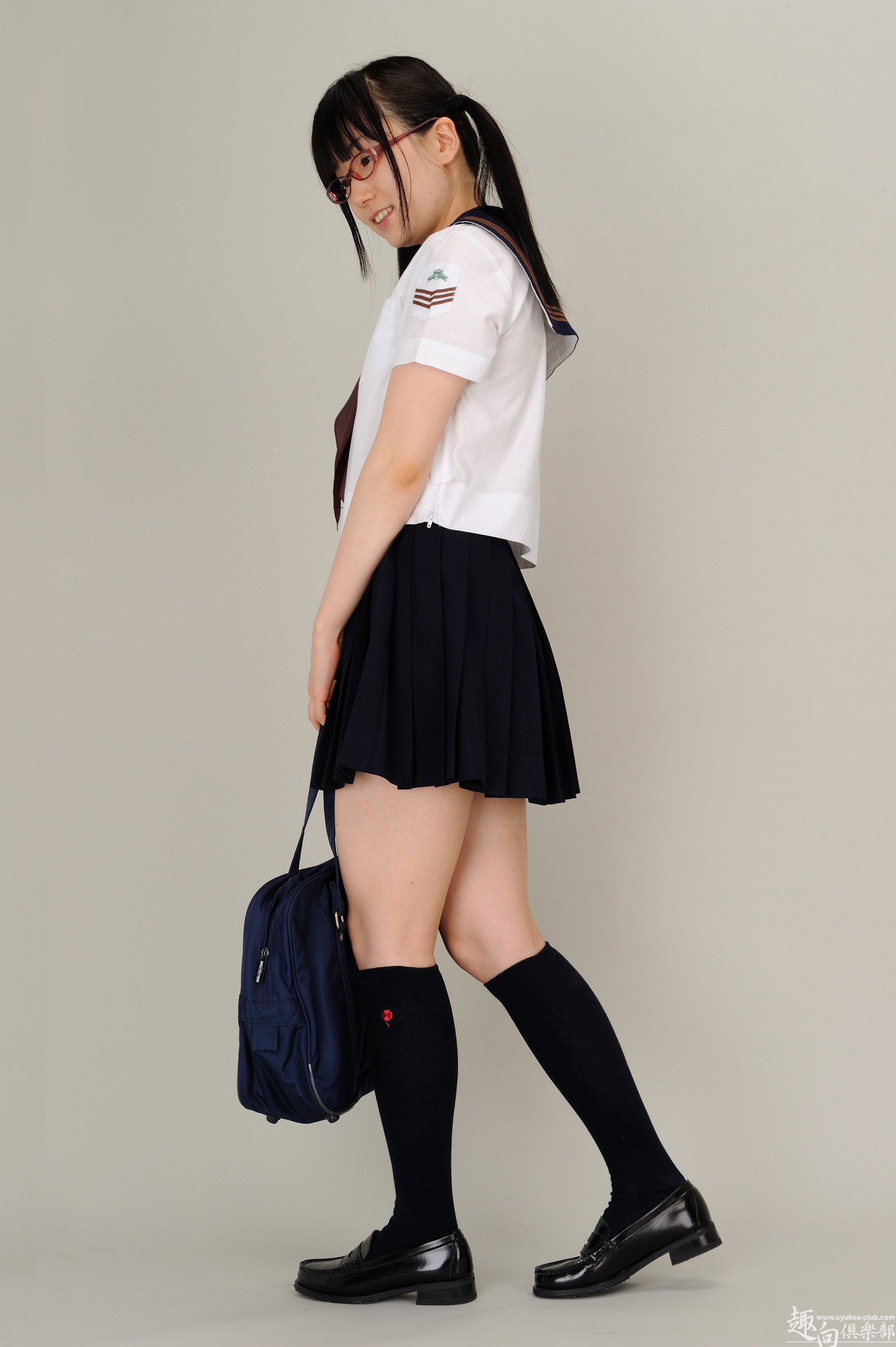 [Syukou-Club] 2013.05.22 制服少女15 仲上