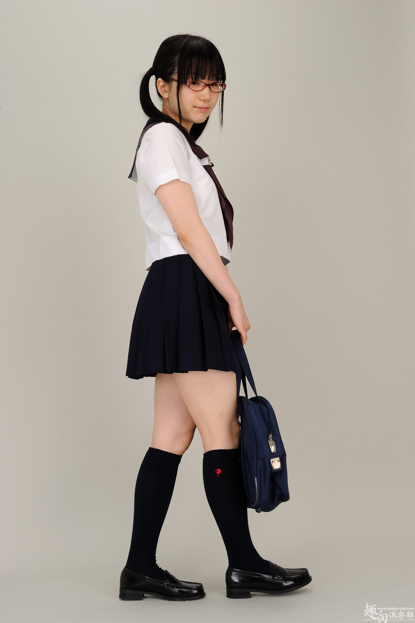 [Syukou-Club] 2013.05.22 制服少女15 仲上