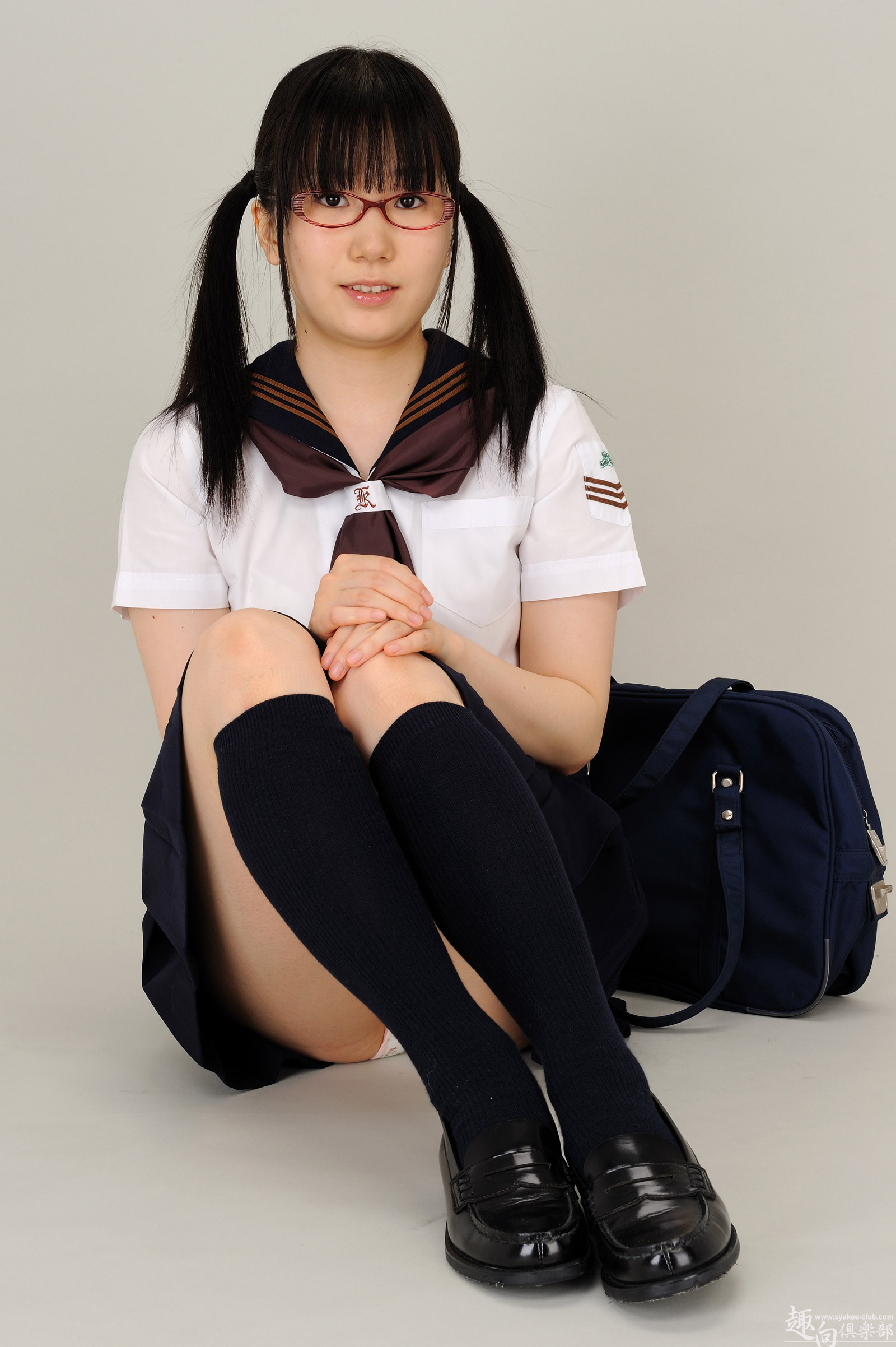 [Syukou-Club] 2013.05.22 制服少女15 仲上