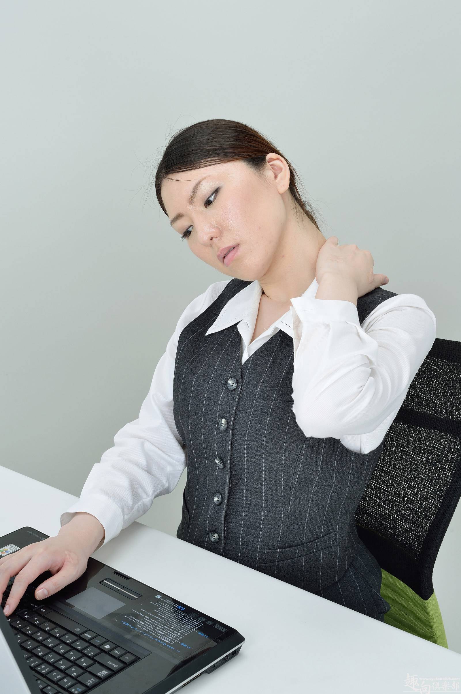 [Syukou-Club]  Dildo-052 長身OL 美山志穂