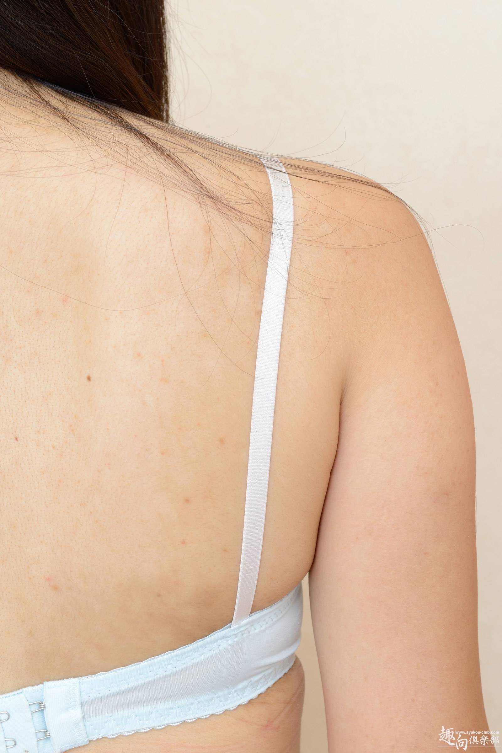 [Syukou-Club] 2013.07.26 下著試著室 NO.647 秋山真子