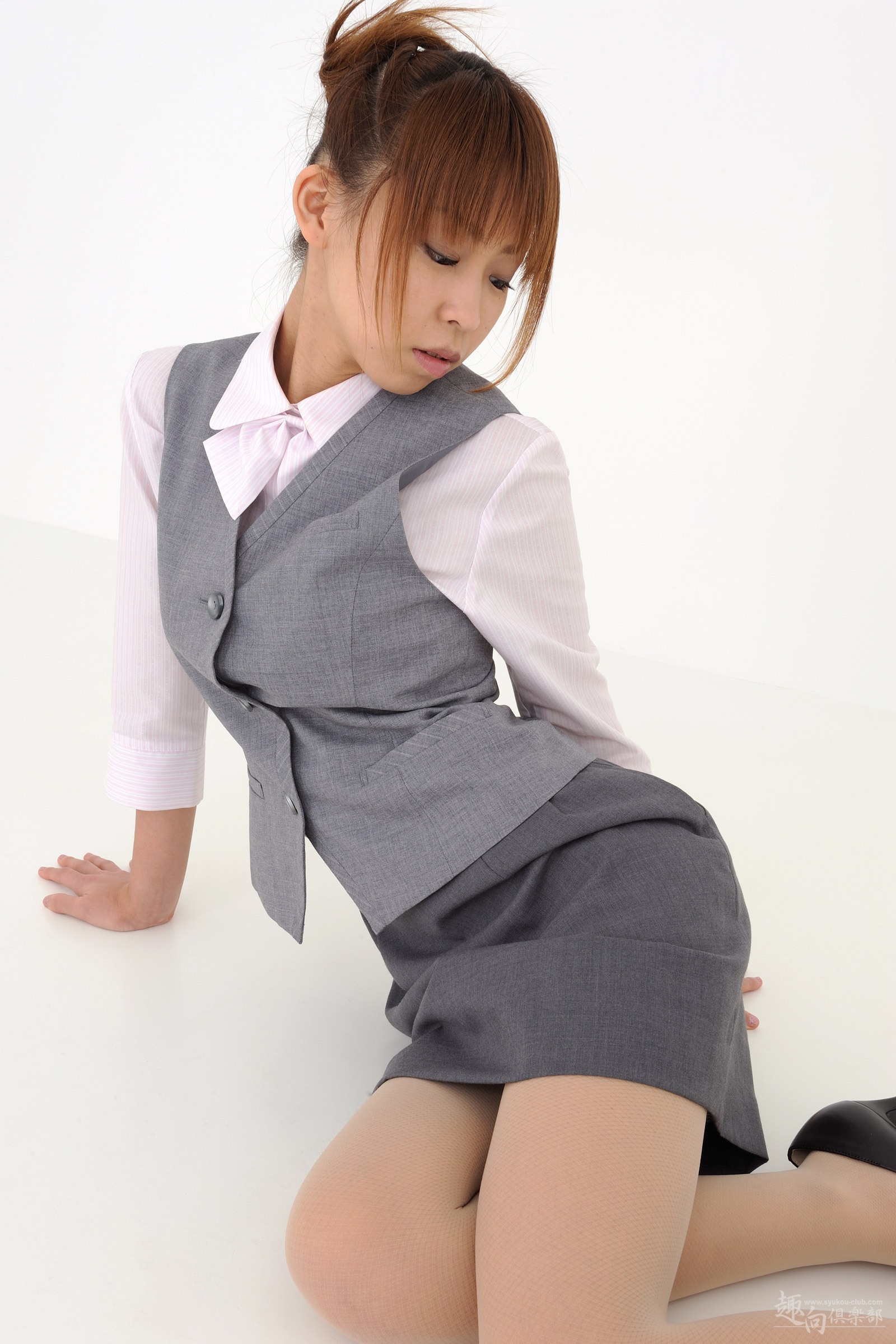 [Syukou-Club] 2013-10-03 No.147 ミニスカOL F乳美乳ヌード 小春