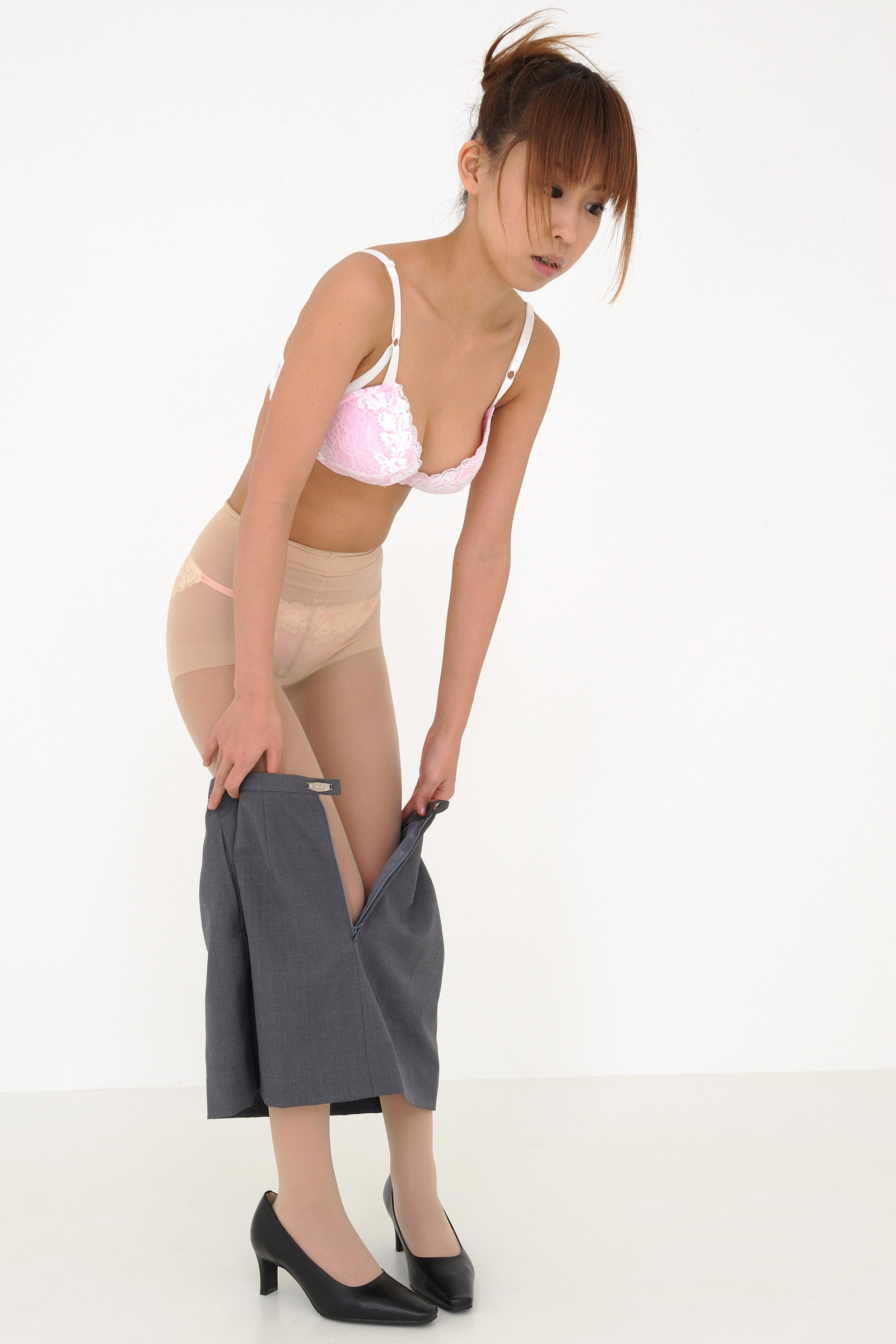 [Syukou-Club] 2013-10-03 No.147 ミニスカOL F乳美乳ヌード 小春