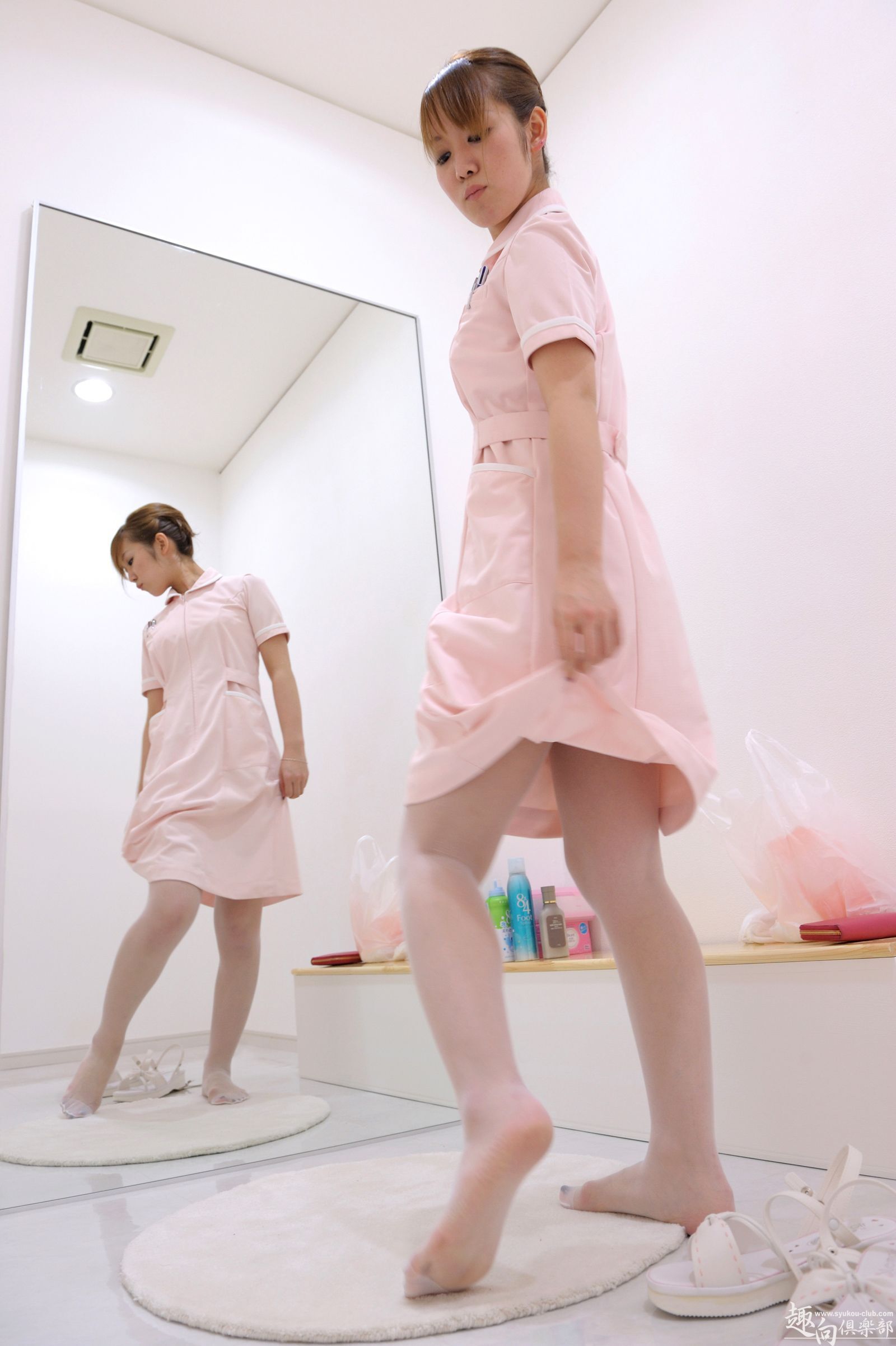 白衣丝袜美女脱换衣服  [趣向俱乐部]Syukou-Club