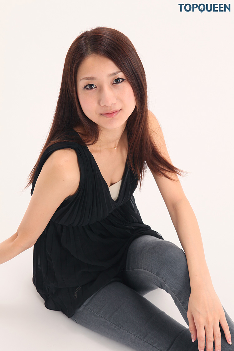 春菜めぐみ&高橋美咲@私服 [TopQueen] 20111021