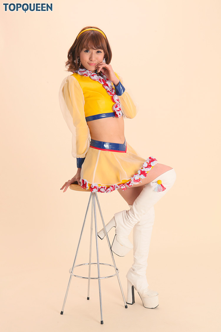 [TopQueen] 20121204 柴原麻衣@レースクイーン 日本制服性感美女