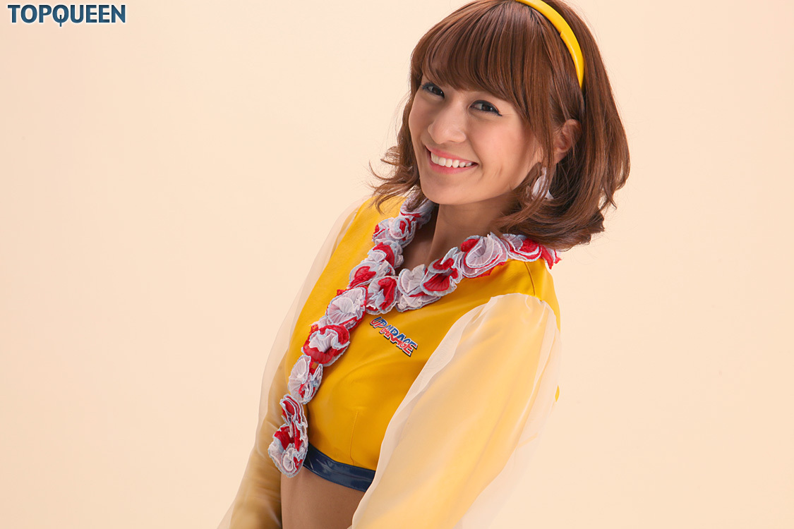 [TopQueen] 20121204 柴原麻衣@レースクイーン 日本制服性感美女